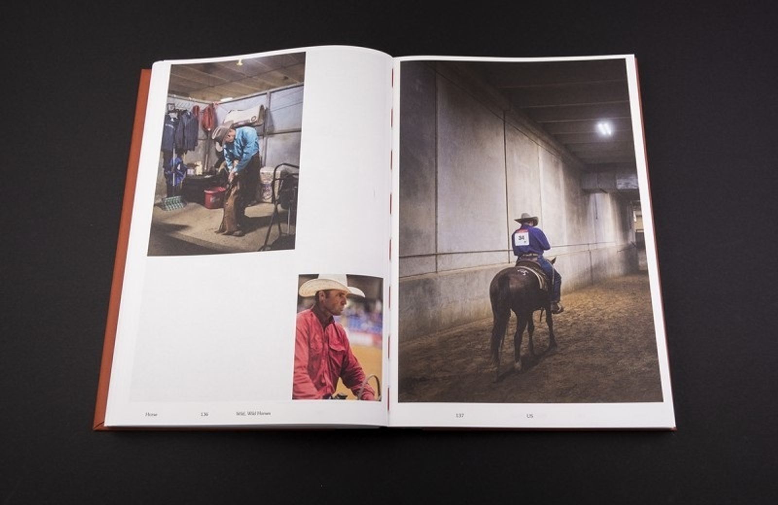 © Heleen Peeters, spread from the book Horse