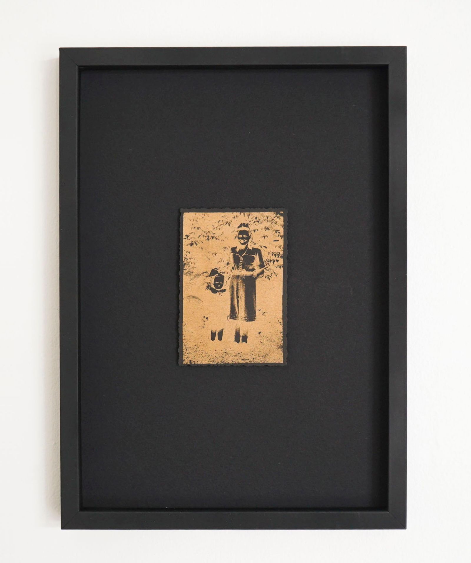 © Tomasz Laczny - Riso print, golden ink , 10x6cm (without frame), on black 60g Hahnemuhle paper