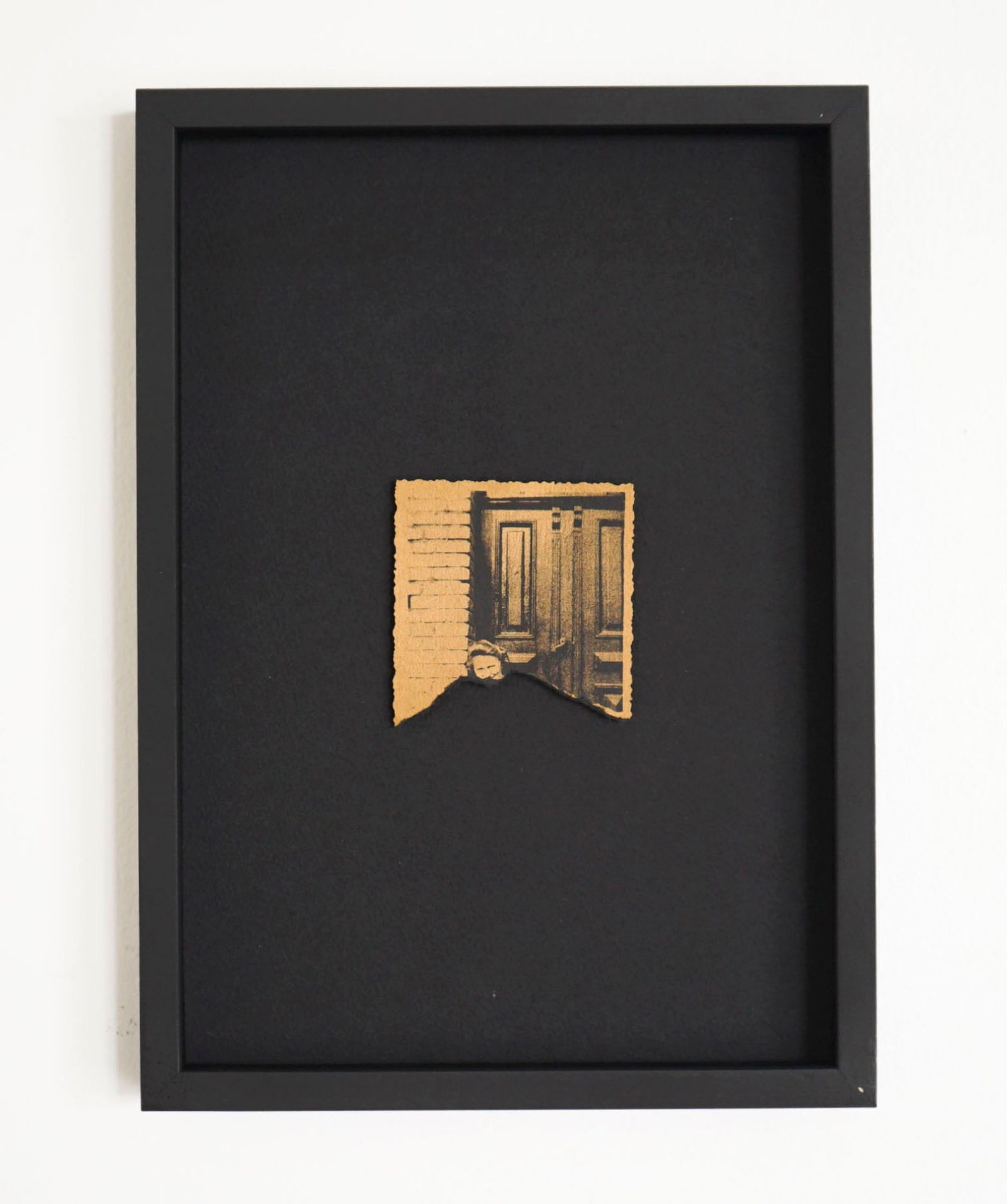 © Tomasz Laczny - Riso print, golden ink , 10x6cm (without frame), on black 60g Hahnemuhle paper