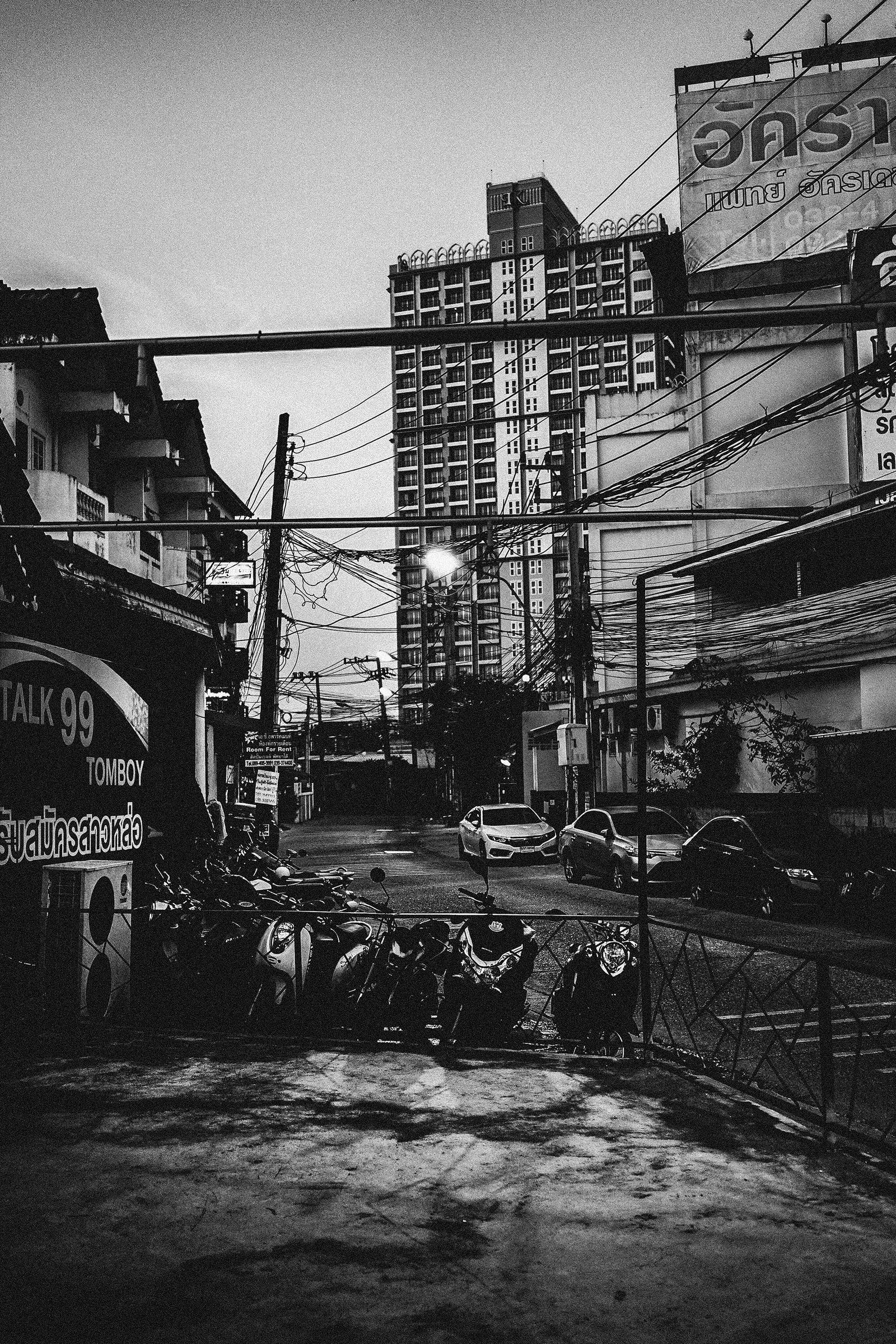 © JANUSZ DAGA - 2 am. Tomboy bars open on the outskirts of Pattaya.