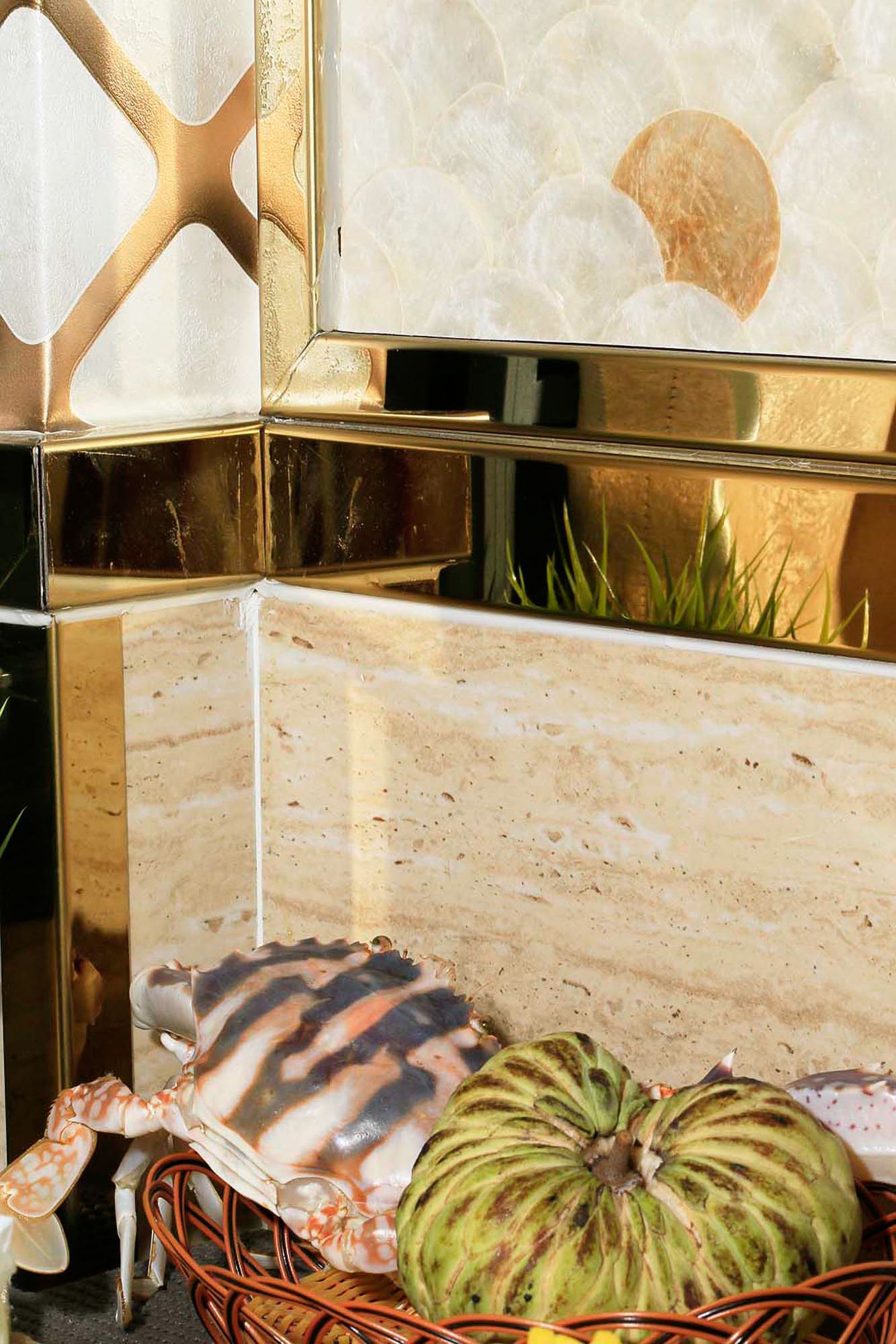 © Makoto Oono - Image from the Contrast A photography project