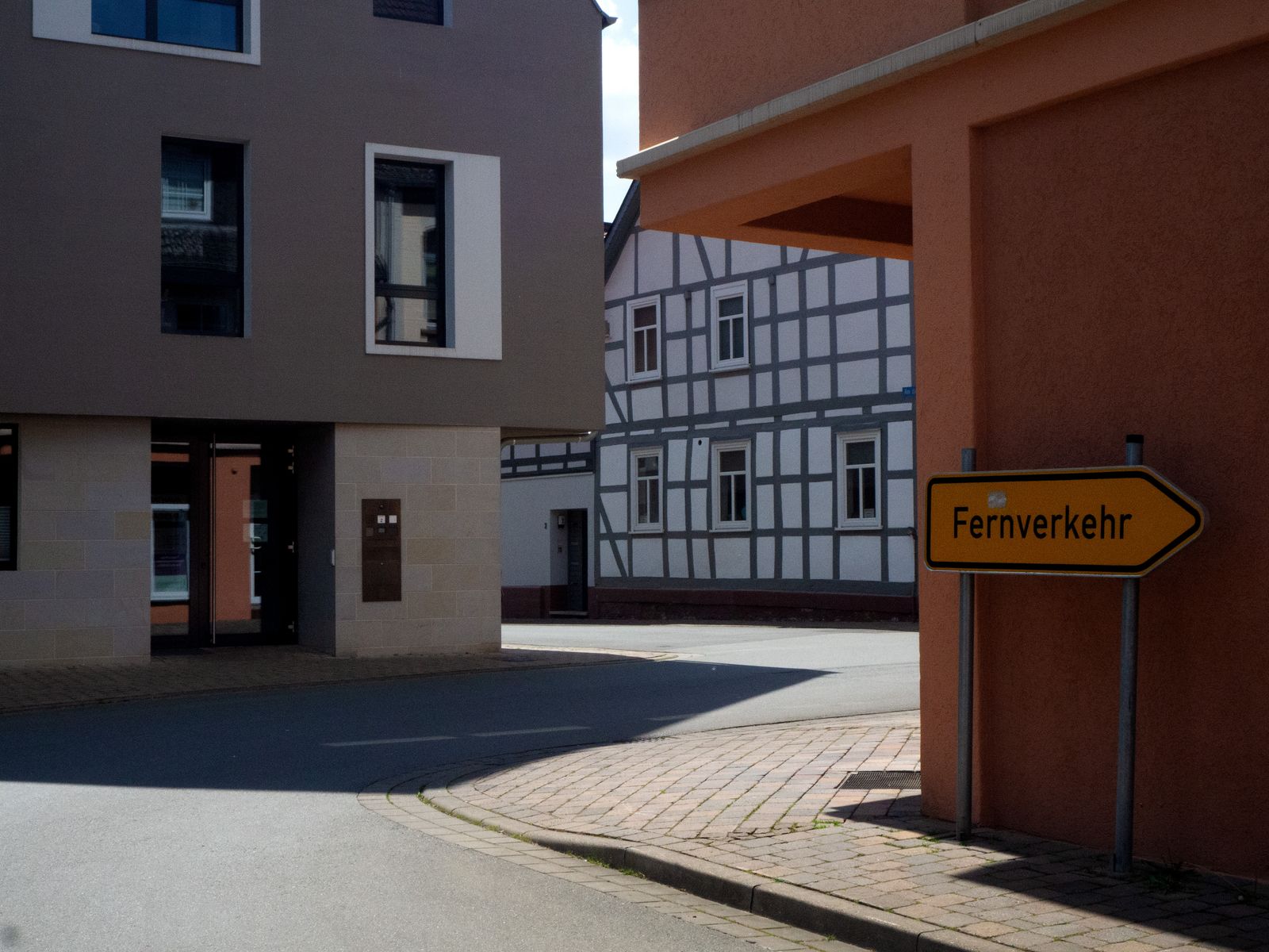 © Finn Goldstraw - Image from the Fernverkehr photography project