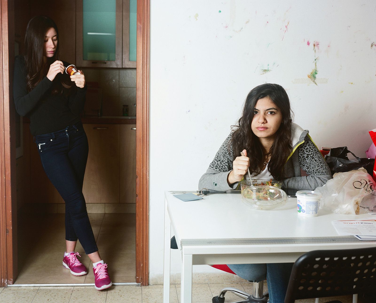 © Iris Hassid Segal - Majdoleen and Saja, dining room, Ramat Aviv, 2016