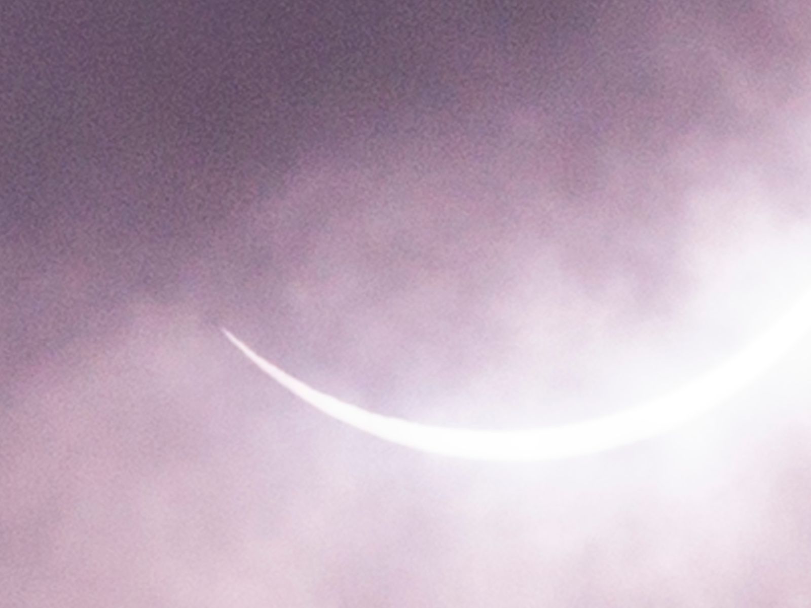 © Andrea Orejarena - Image from the I Love You Like the Moon photography project