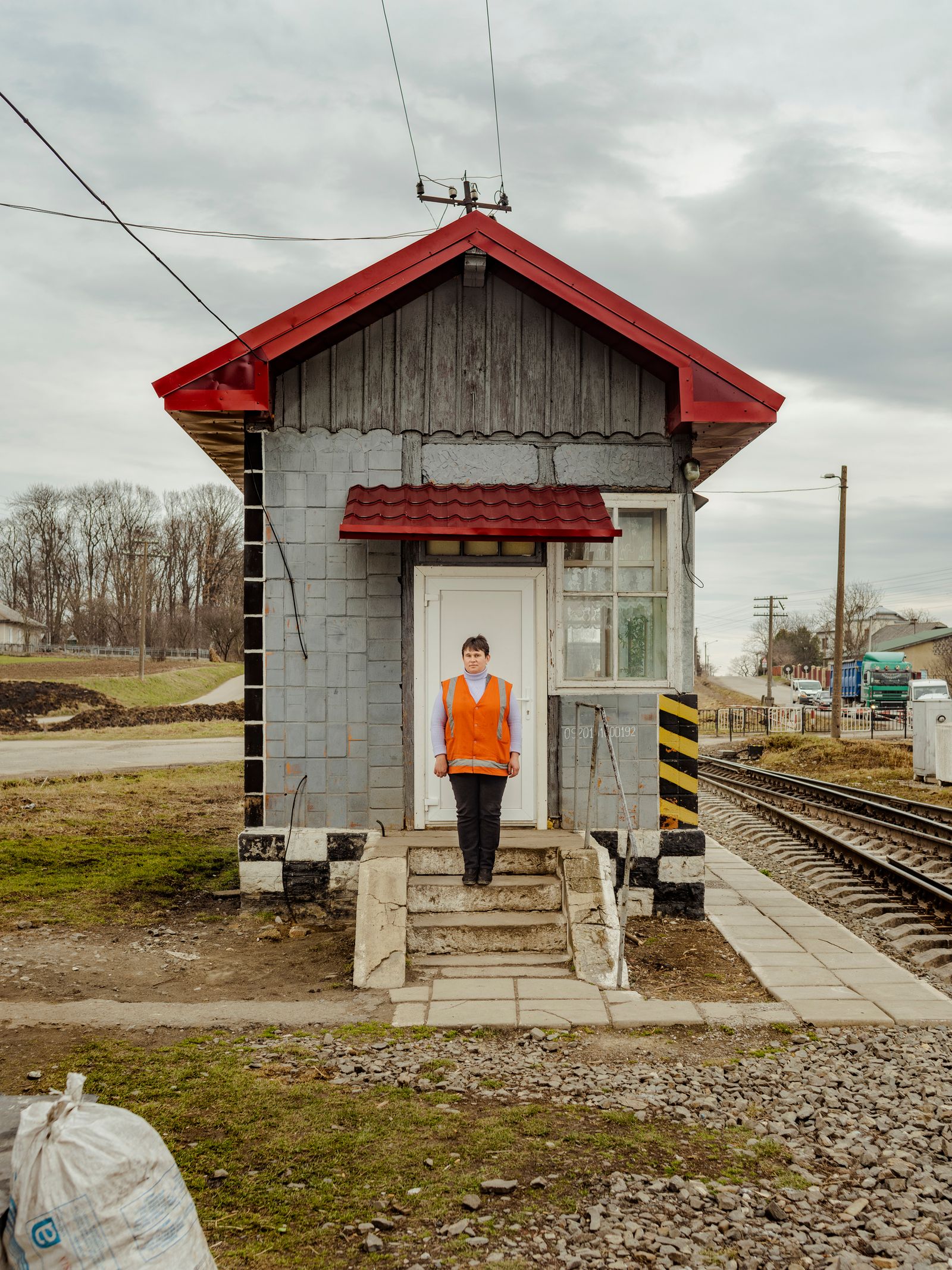© Sasha Maslov - Zhanura Galyna Vasilyivna 126 km crossing, Yezupil station Lvivska Railroad