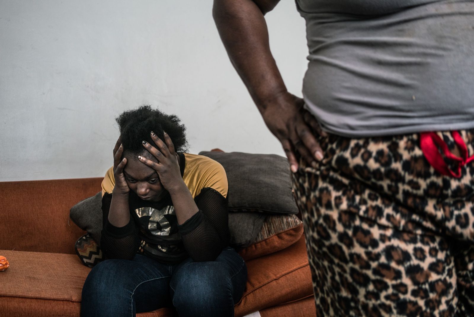 © Zackary Canepari - Briana, 19, is living with her son, her mom and her teenage brother and his newborn kid in a house in North Flint.