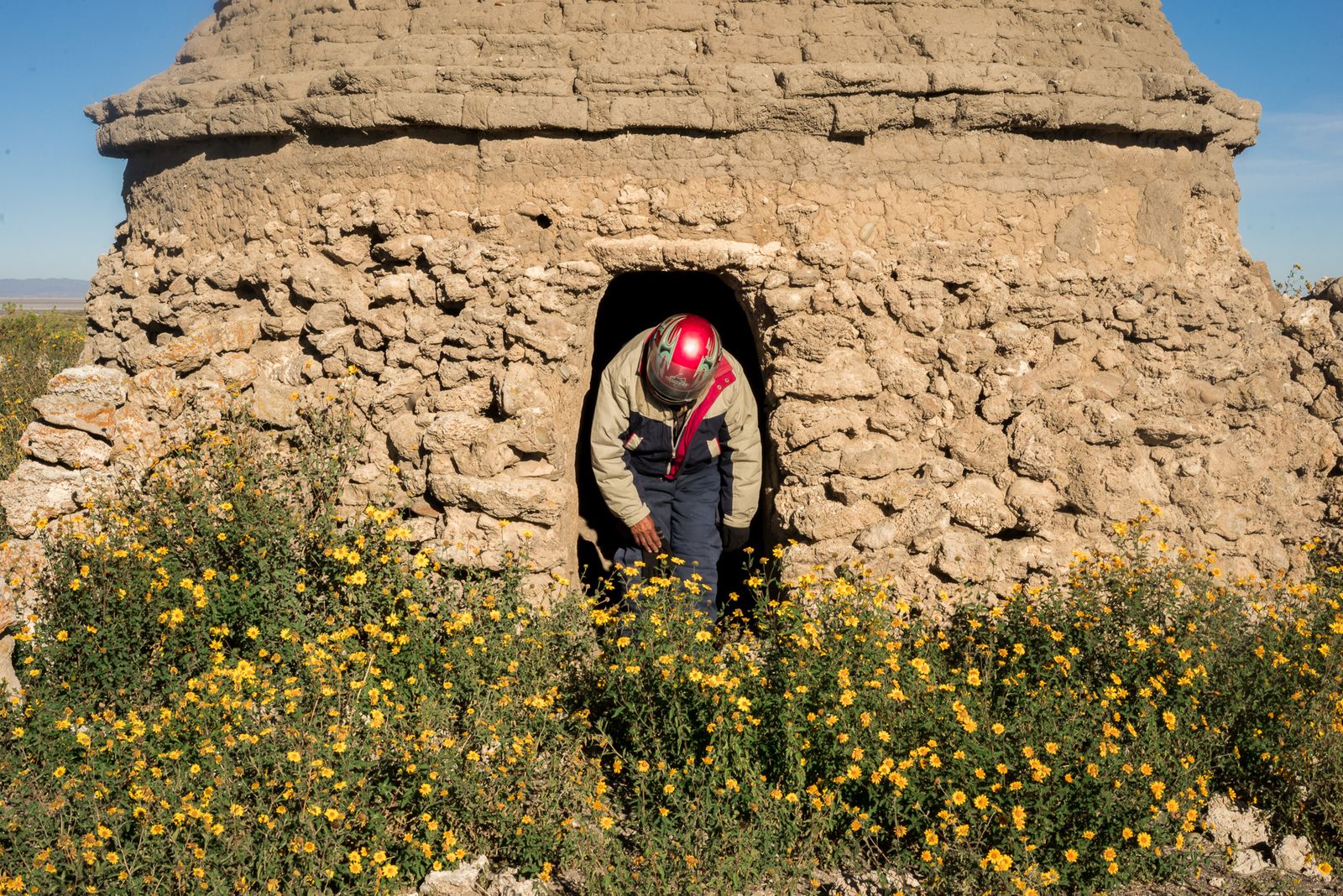 © Misha Vallejo - Image from the Poopo: memories of water photography project