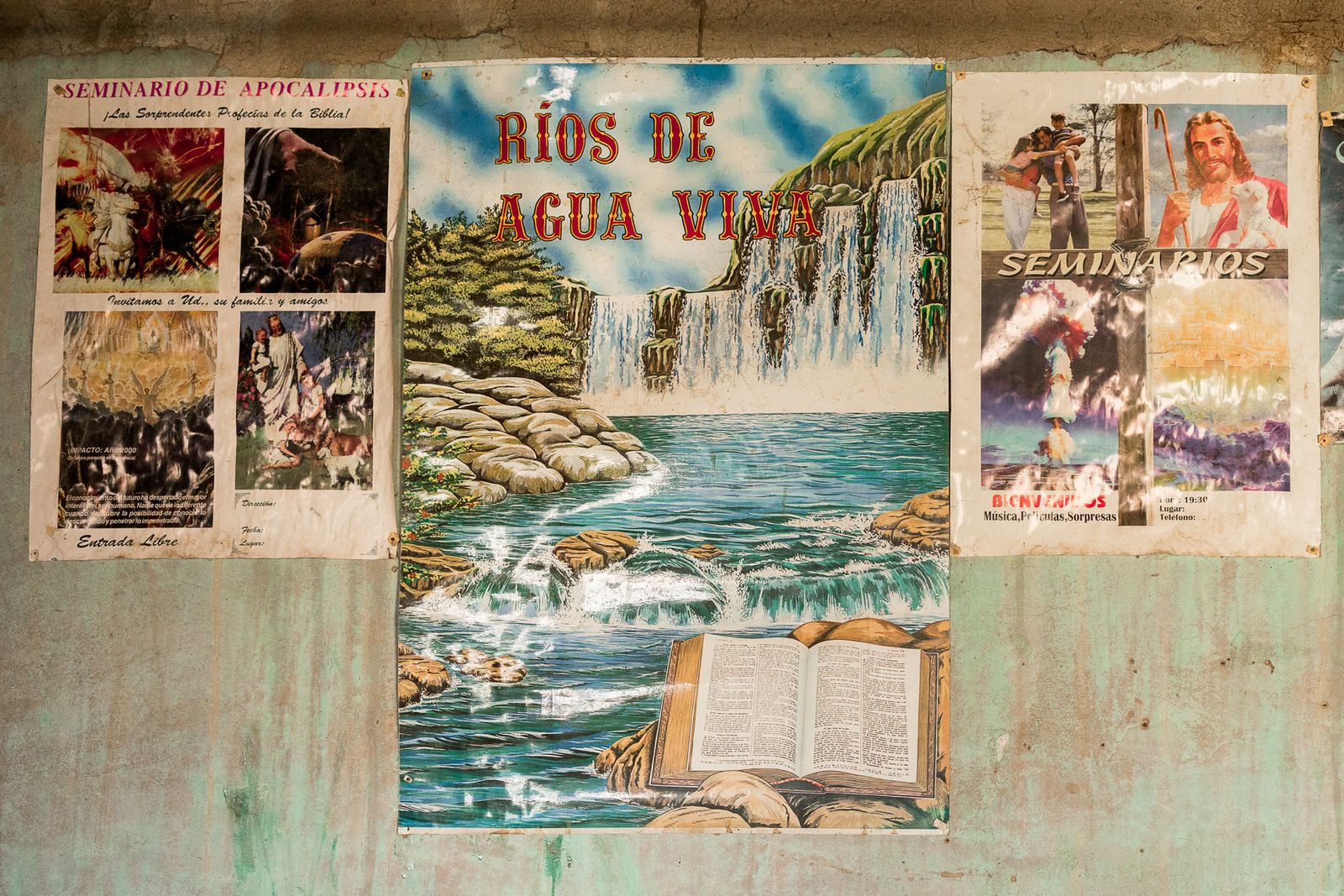 © Misha Vallejo - Image from the Poopo: memories of water photography project