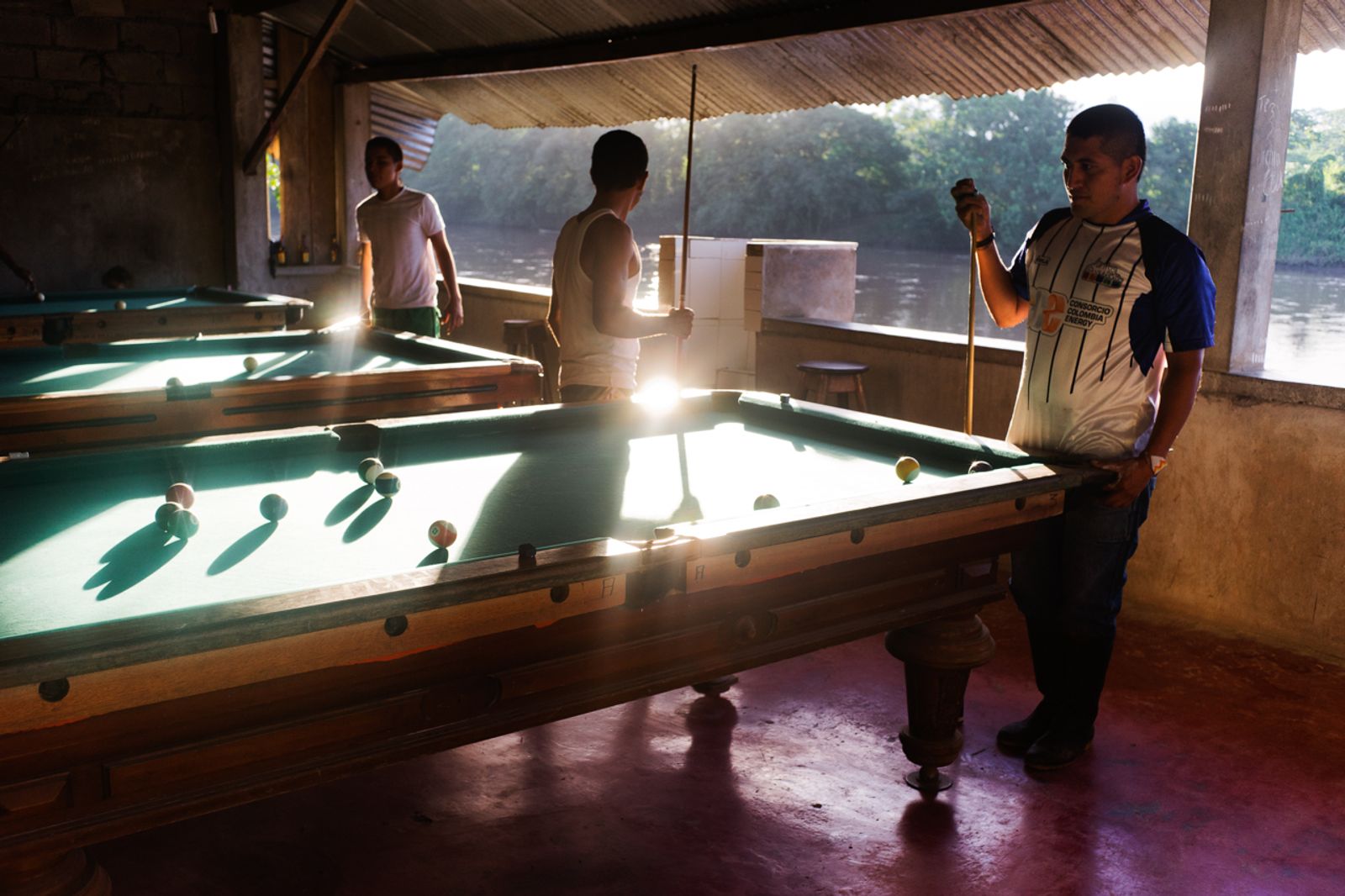 © Misha Vallejo - Image from the Al otro lado (on the other side) photography project