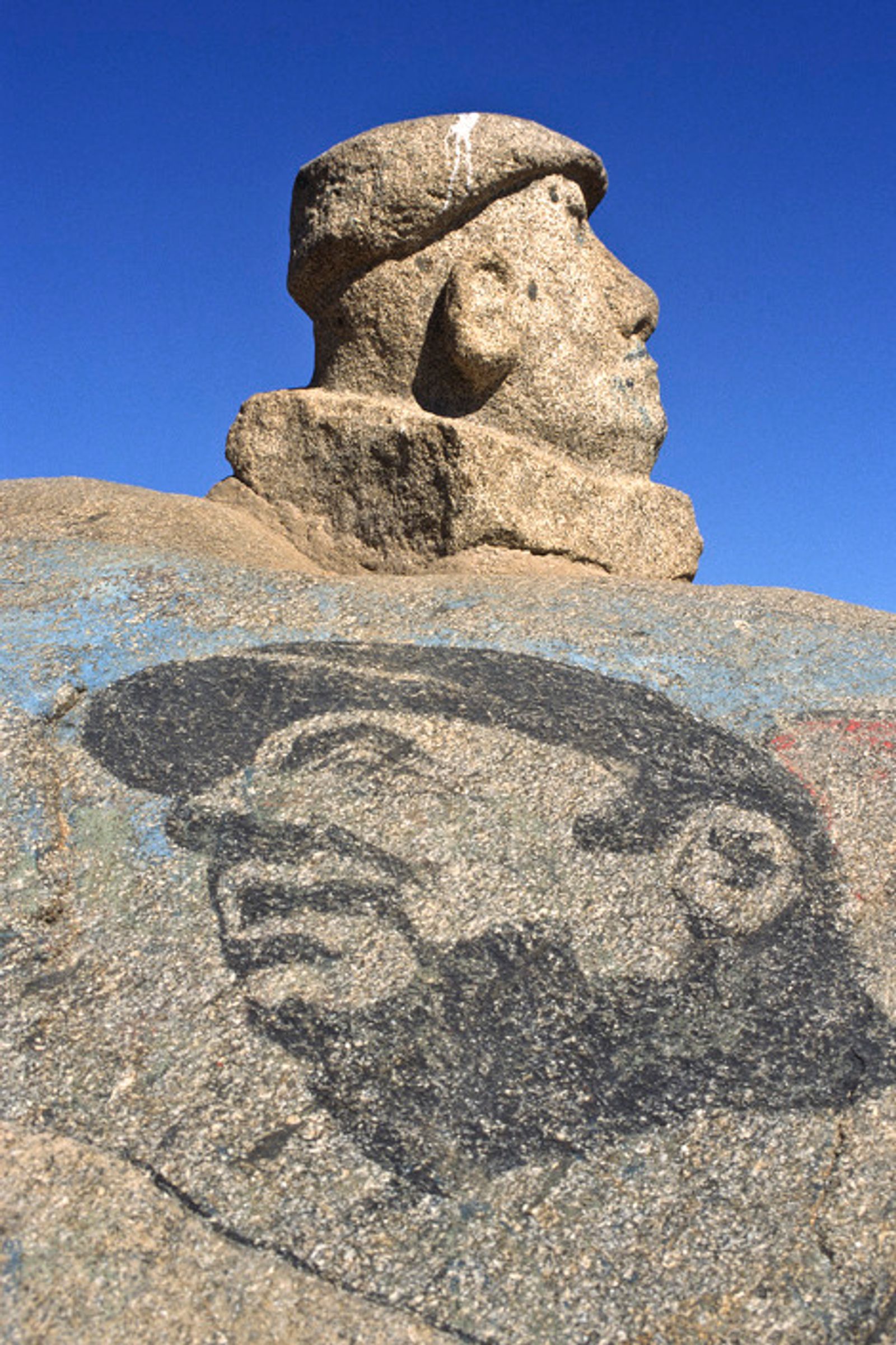 © Julio Etchart - Statue of the late Nobel Prize winner poet Pablo Neruda near his house at Isla Negra, 1991