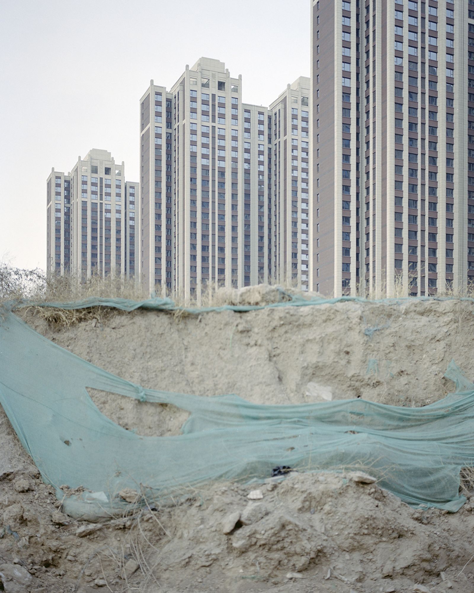 © Lu Wang - Frozen are the winds of time #23 A new high-rise building being built