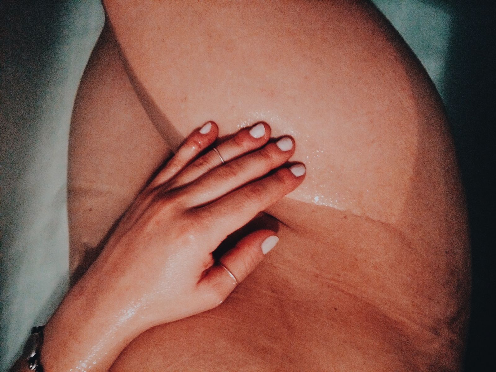 © Andrea Wise - Image from the Hysteria photography project