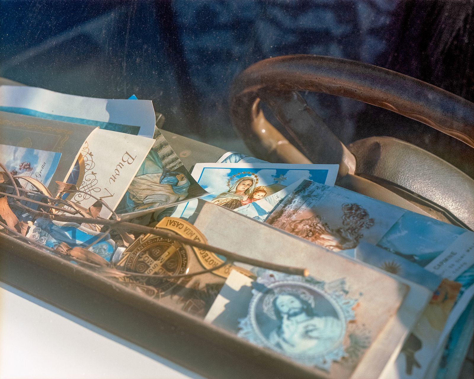 © Francesco Conti - Grandpa's driving license (holy cards), Lecce 2022. 4x5 negative film