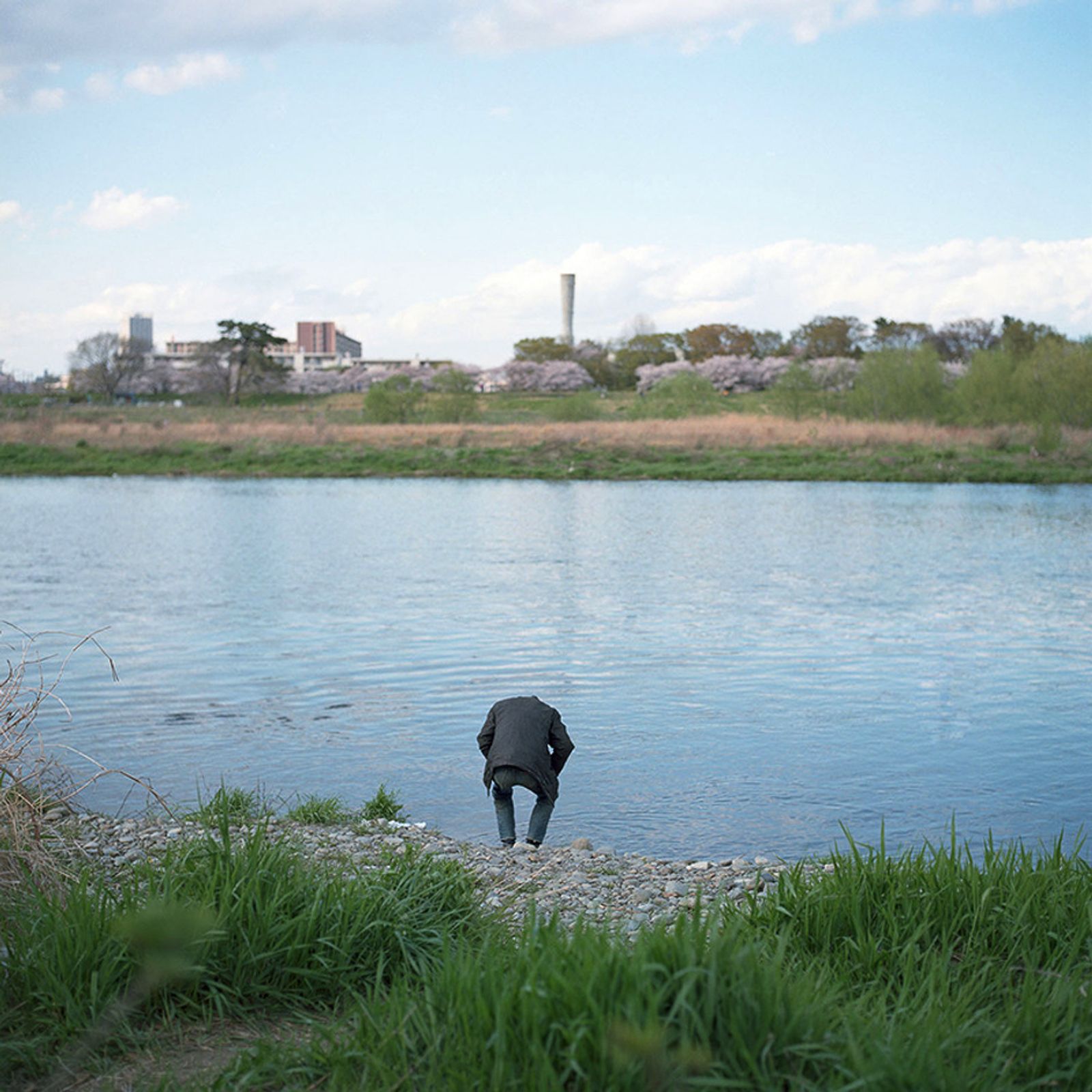 © Kentaro Takahashi - Image from the The Riverbed photography project