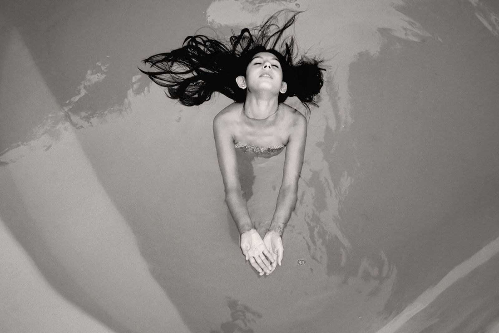 © Giulia Gatti - Image from the The wind blows on my mother photography project