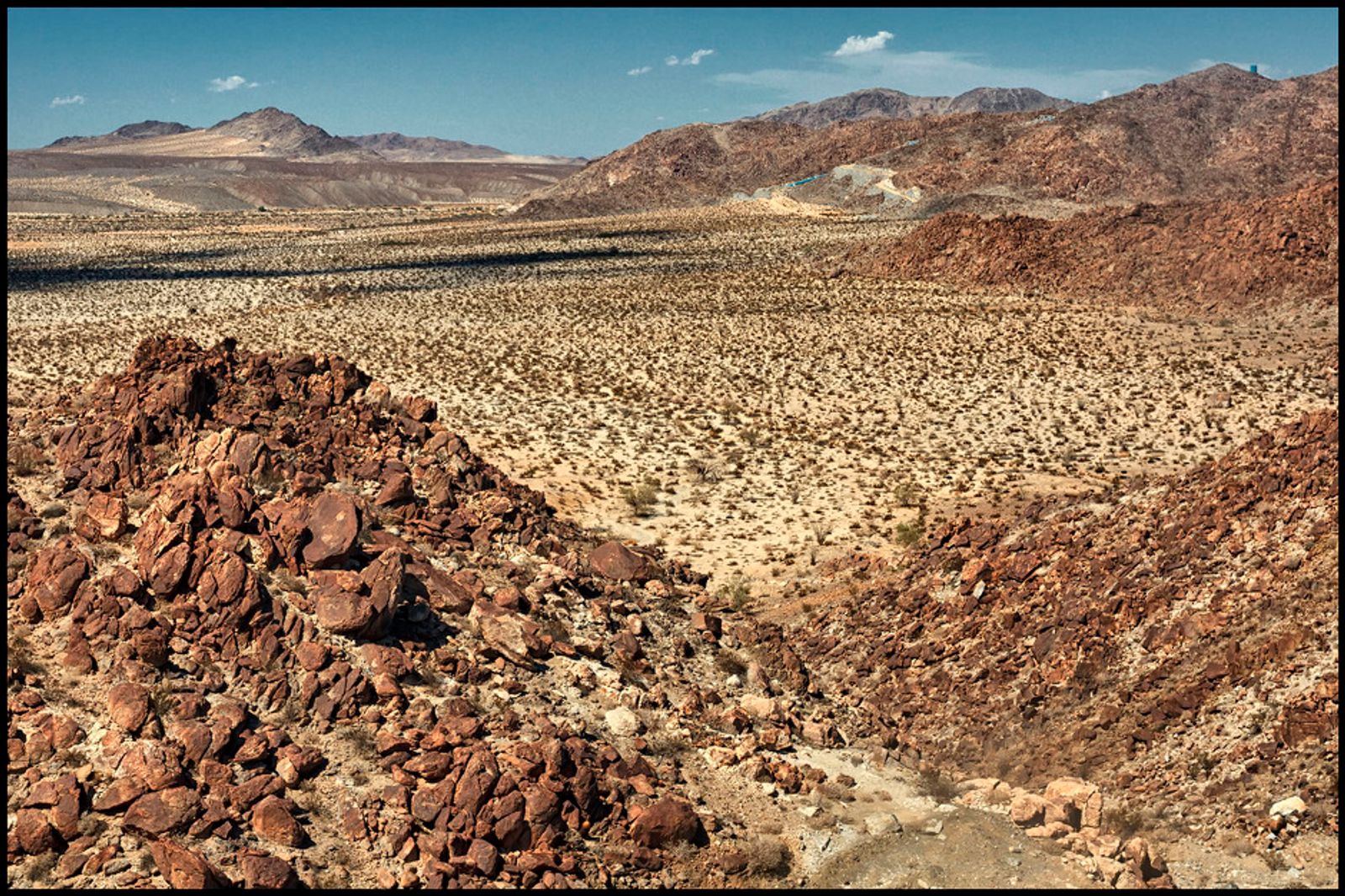 © Prometeo Lucero - Desierto de La Rumorosa, un duro paso de roca donde algunos migrantes son abandonados por el coyote o asaltados.