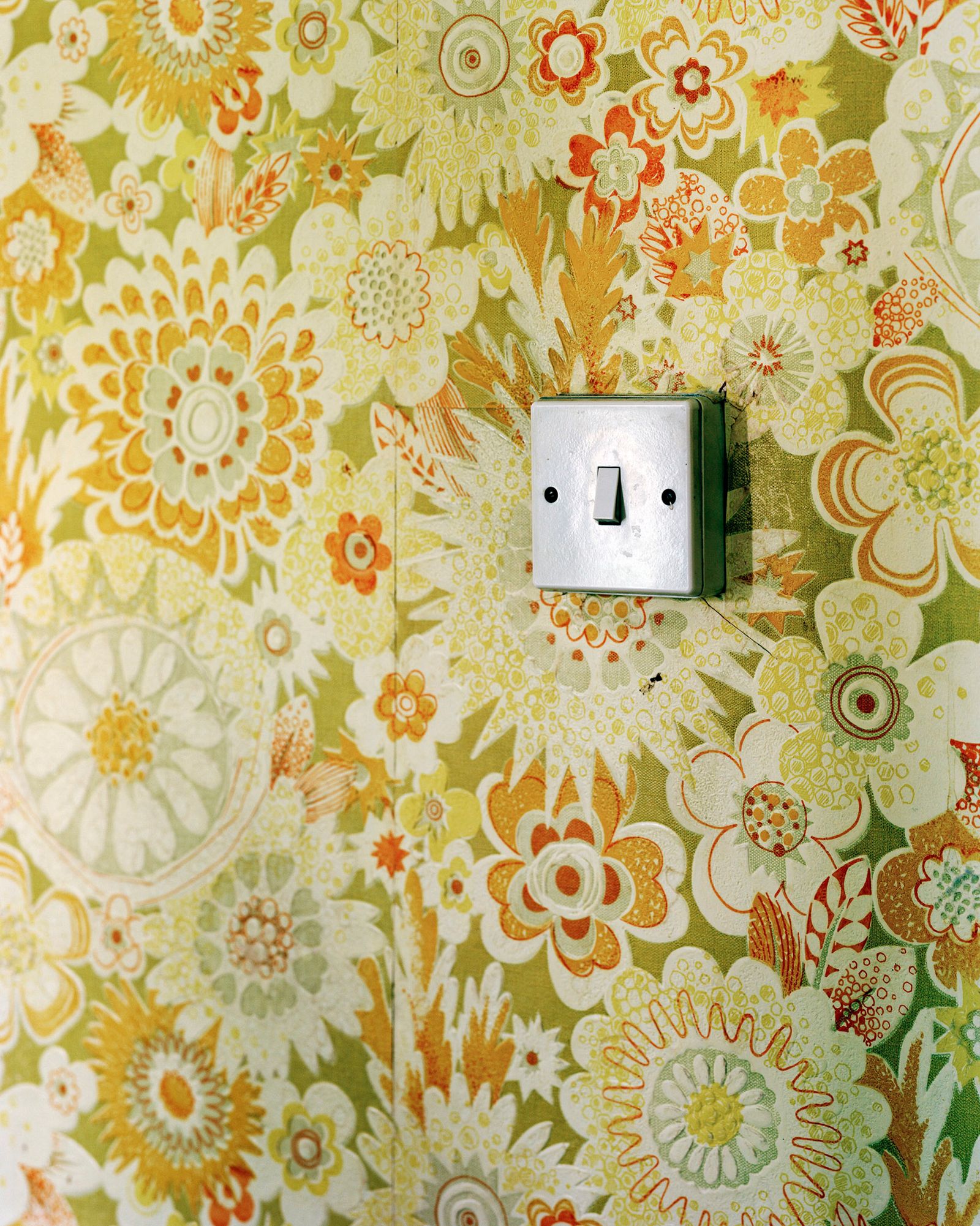 © Oliver Woods - Flowery 1970's wallpaper along one wall in my parent's bedroom.