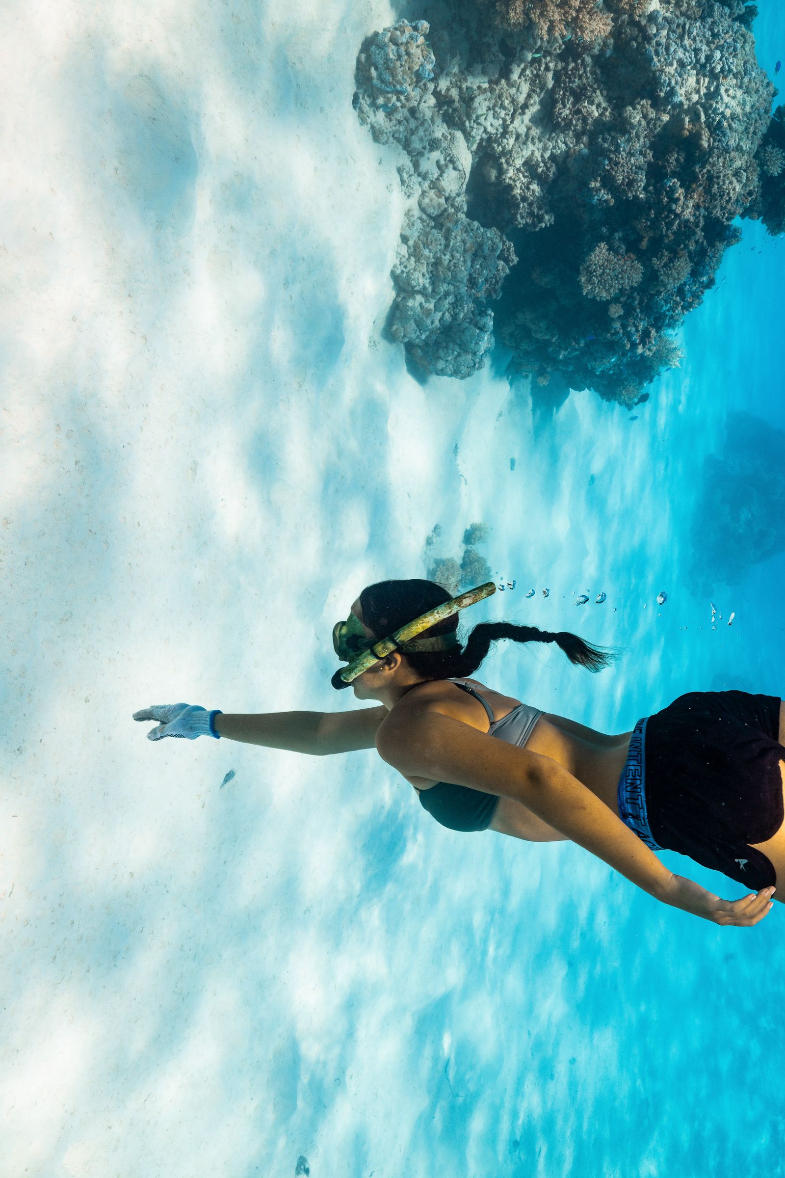 © Raquel Trejo - Image from the Coral Kids and the Coral Gardener photography project