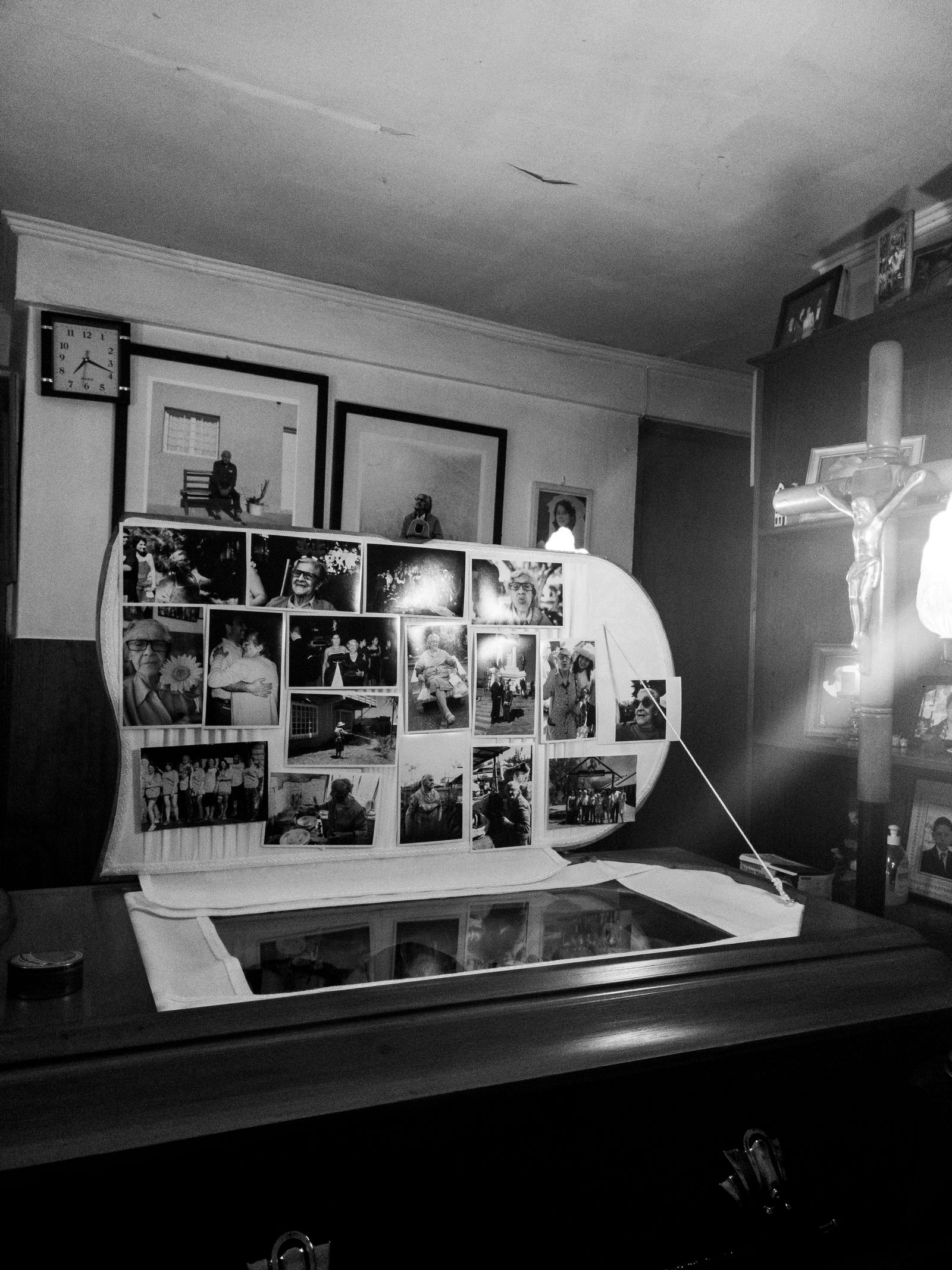 © Eric Allende - Image from the Two Sundays photography project