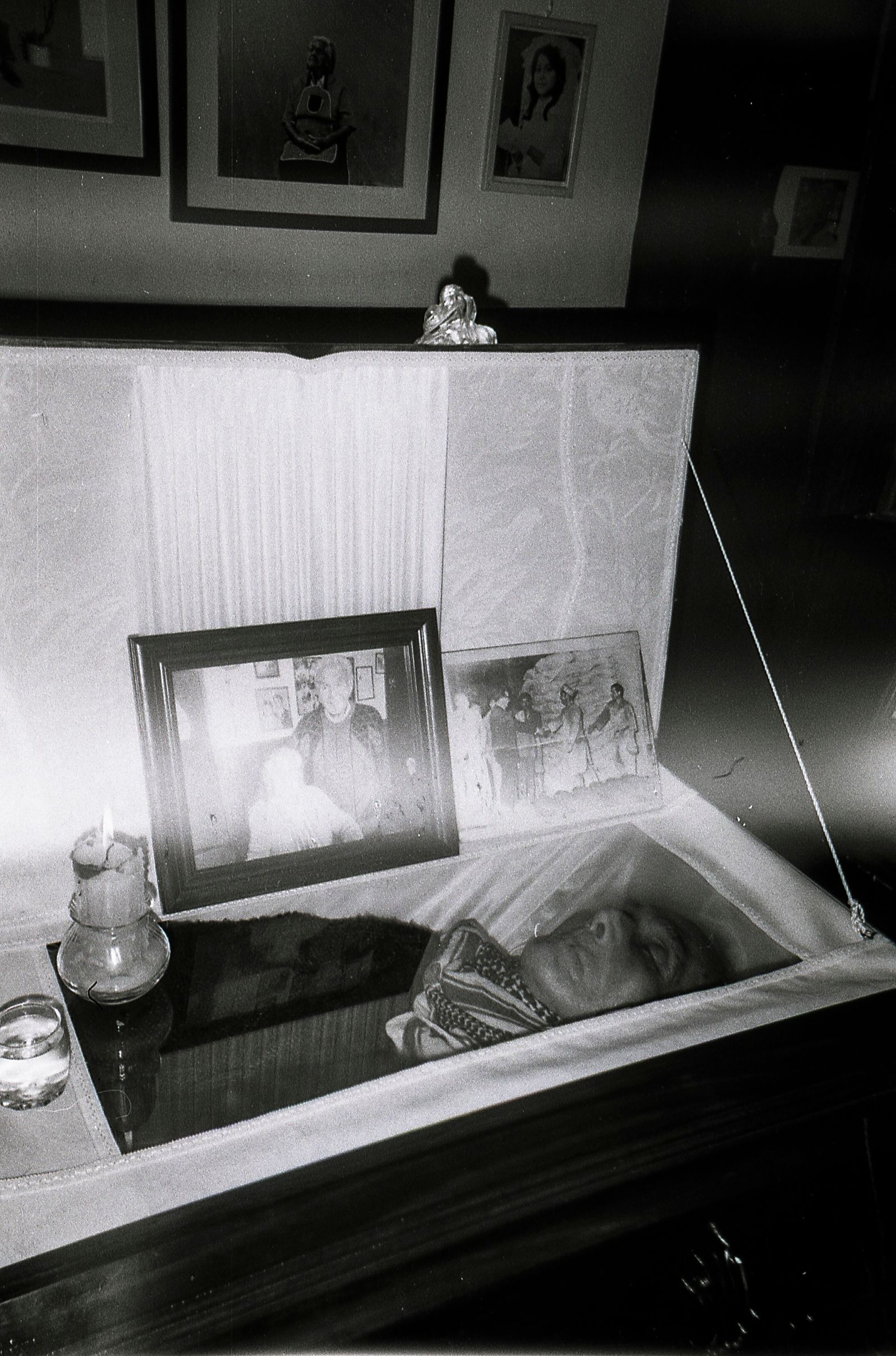© Eric Allende - Image from the Two Sundays photography project