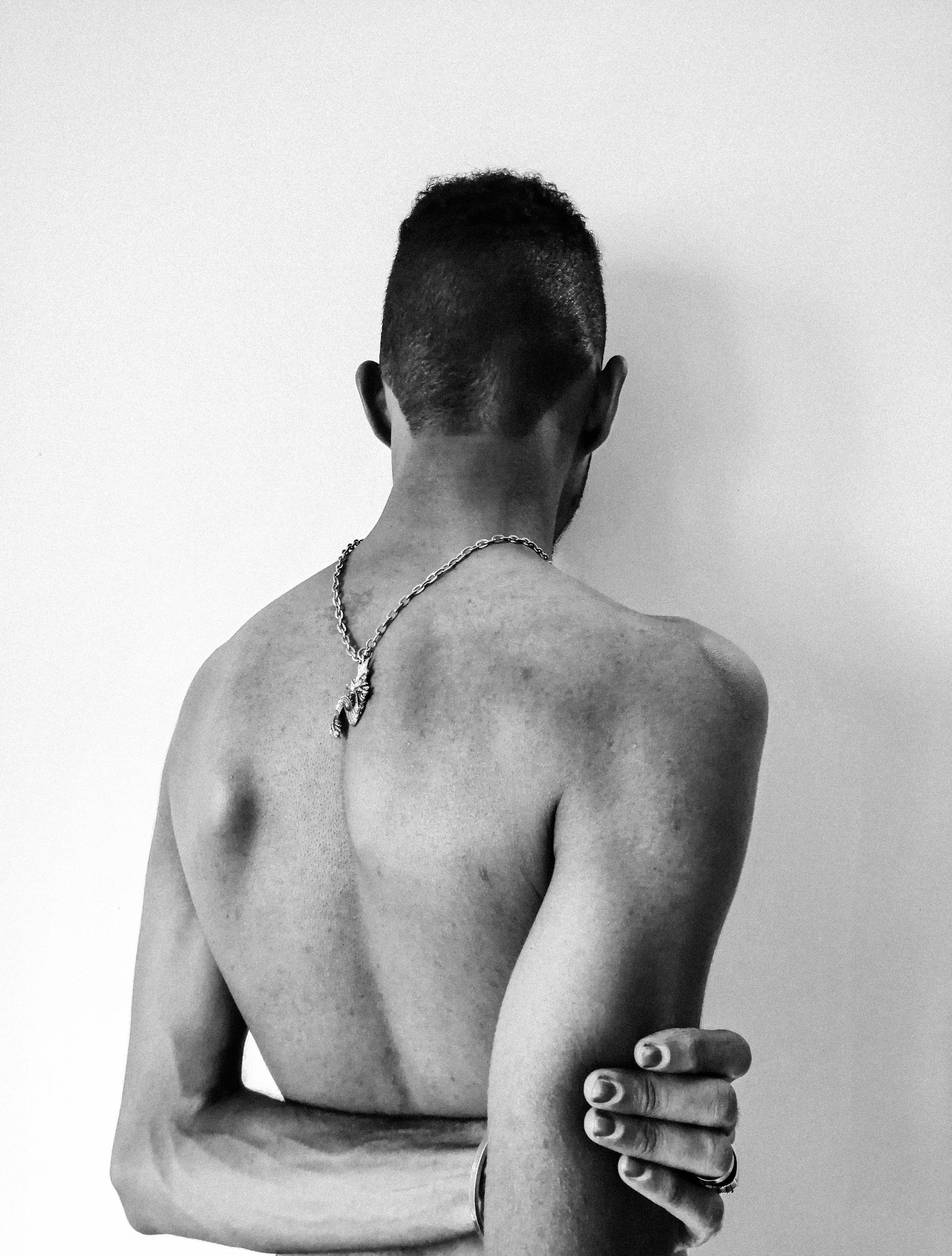 © Hashim Nasr - Image from the HOLDING ON MYSELF photography project