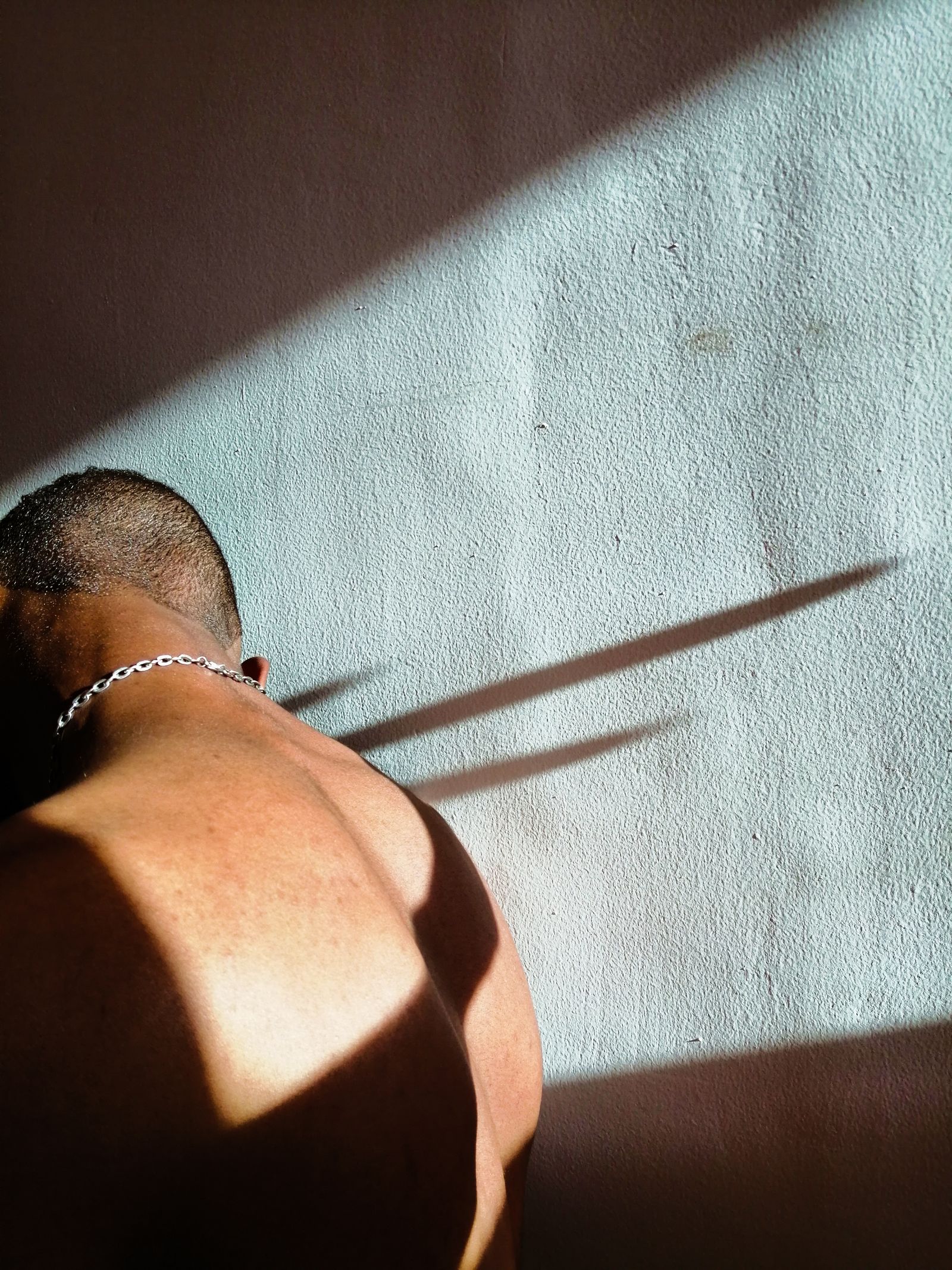 © Hashim Nasr - Image from the HOLDING ON MYSELF photography project