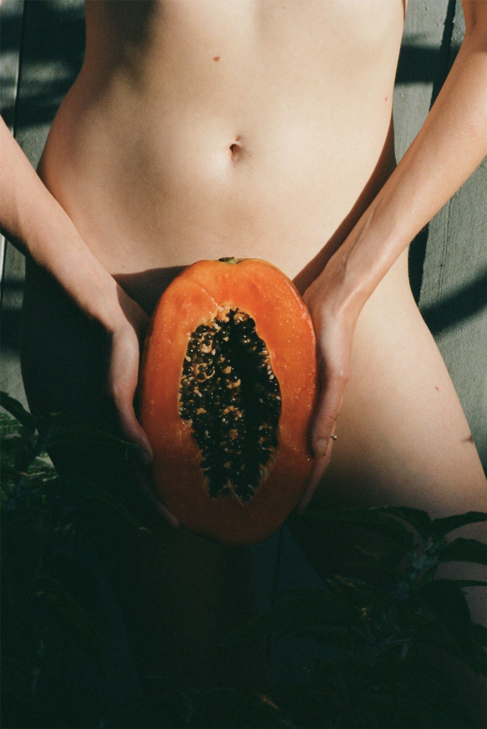 © Madeleine Morlet - Image from the The Body Is Not A Thing photography project