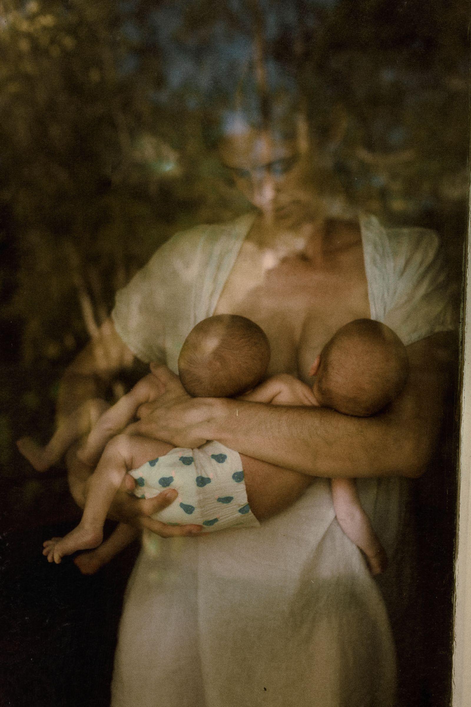 © Lisa Sorgini - Image from the Behind Glass photography project
