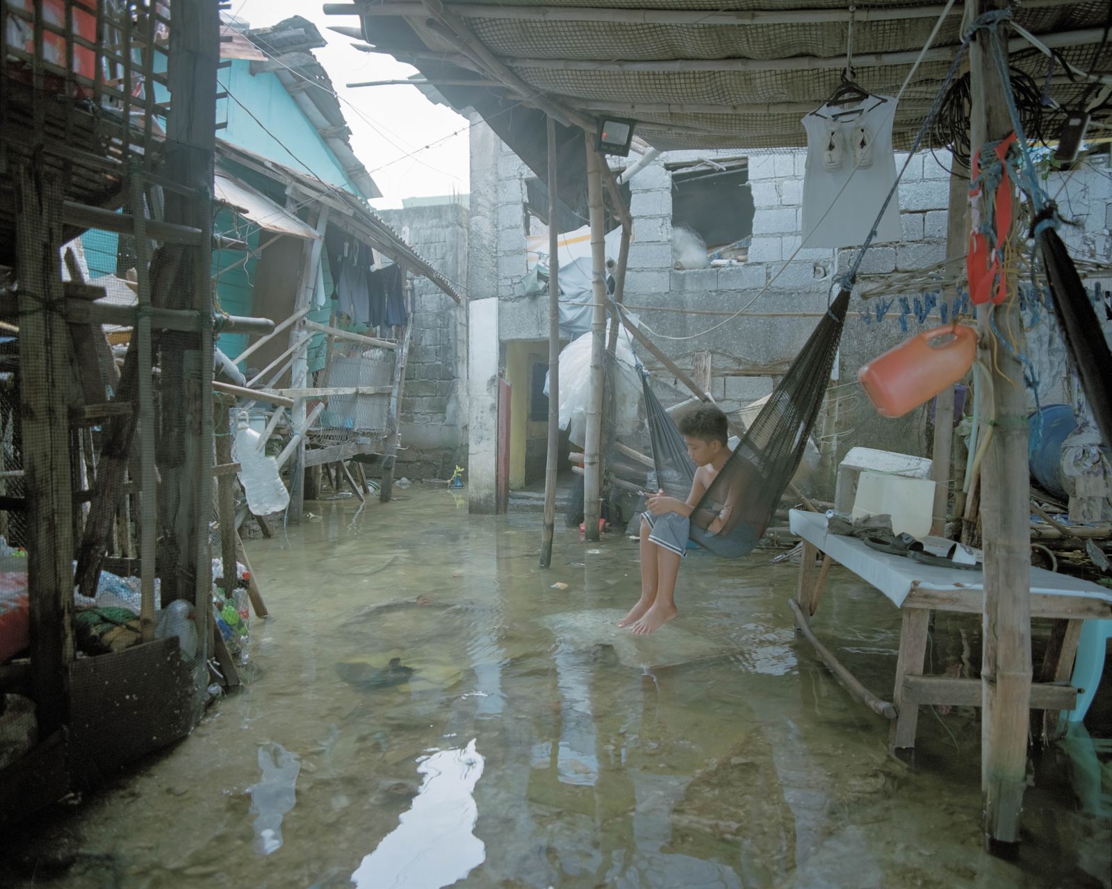 © Shunta Kimura - Image from the The Chronicle of Us photography project