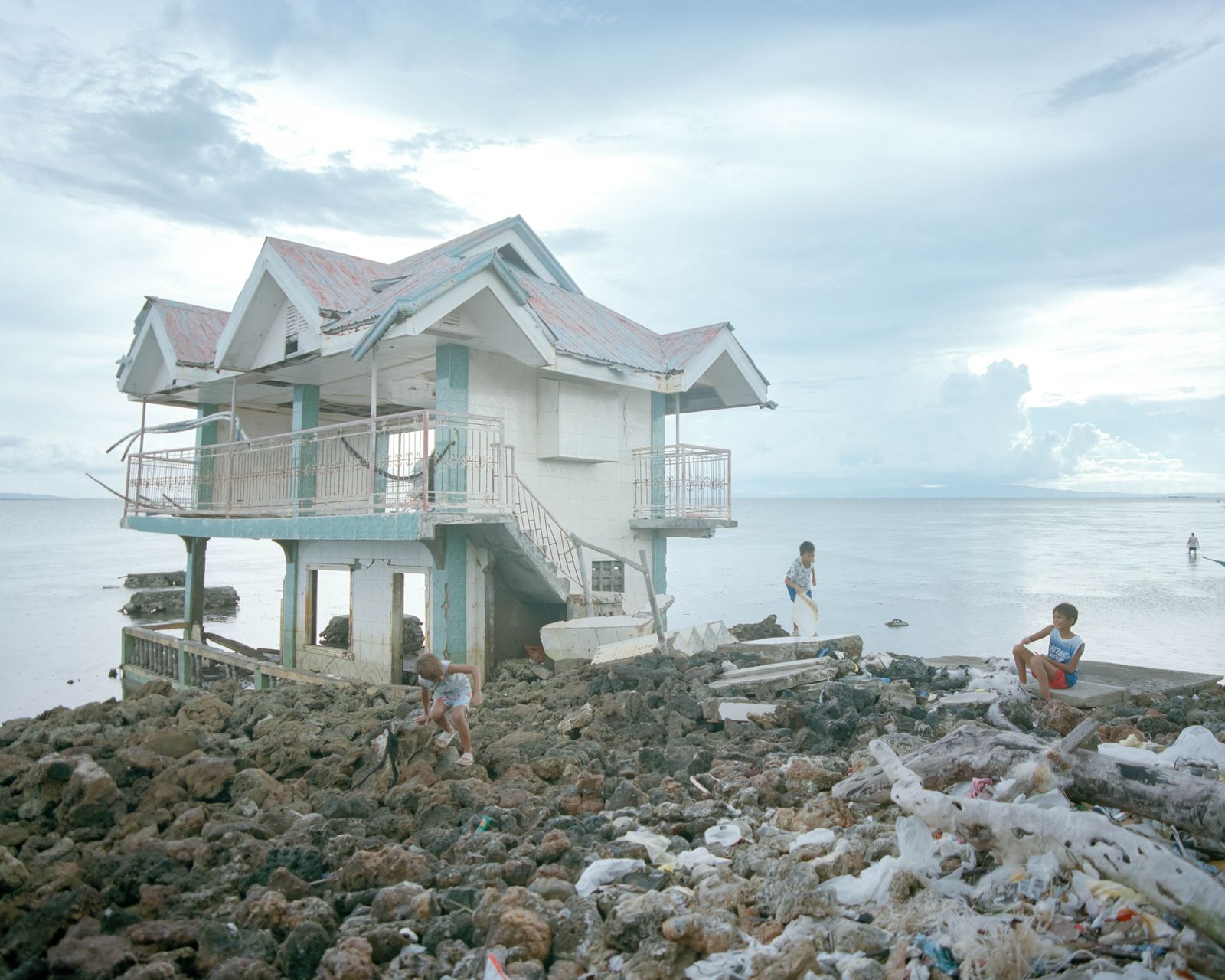 © Shunta Kimura - Image from the The Chronicle of Us photography project