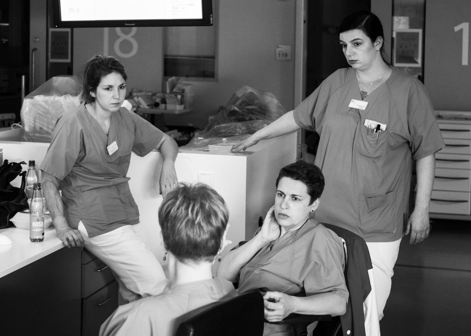 © Patricia Kühfuss - Image from the Never Done - Nurses in German Hospitals photography project