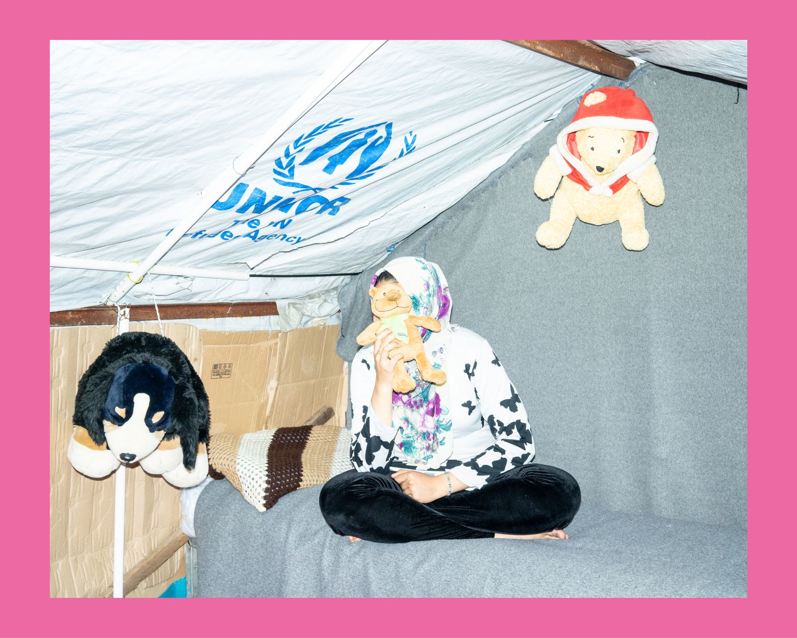 © Charlotte Schmitz - Fatameh (15) in her self built home