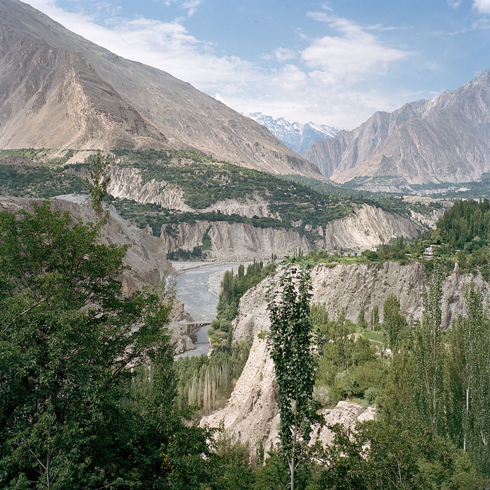 © Sara Hylton - Image from the The Rising Voices of Women in Pakistan photography project