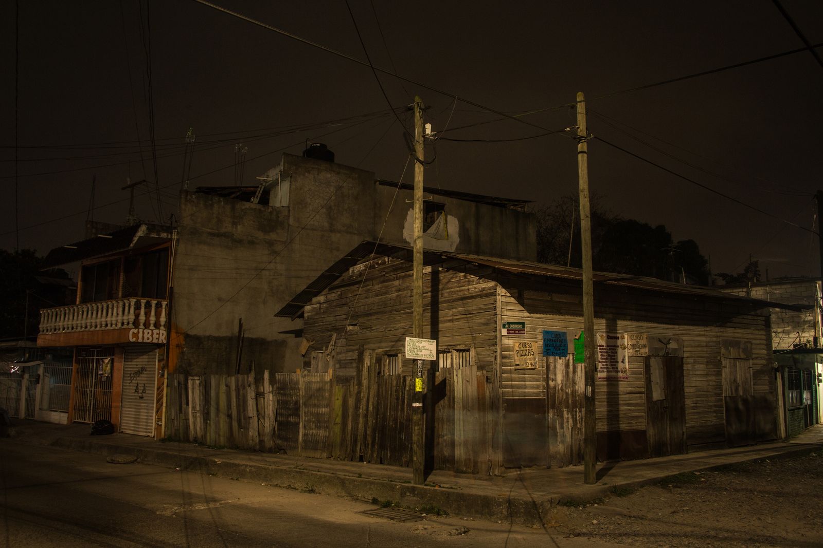 © Koral Carballo - Image from the Mala Hora photography project