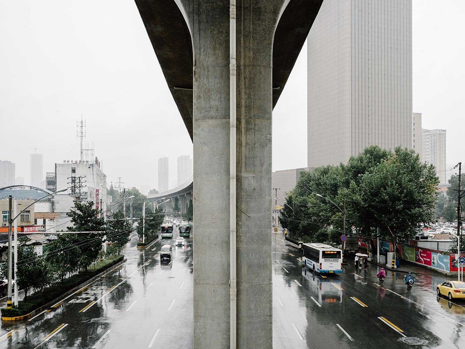 © Alessandro Zanoni - Image from the Wuhan boulevard photography project