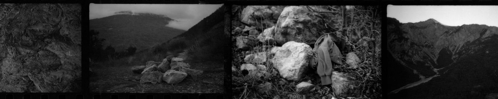 © Florence Cuschieri - Images extract from the contact sheet of the 26 km walk from Clavières (IT) to Briançon (FR).