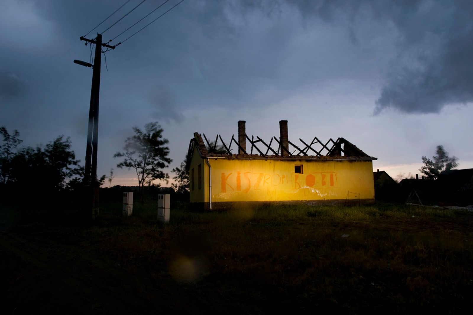© Toby Binder - Image from the Violence and social exclusion - Roma people in Hungary photography project