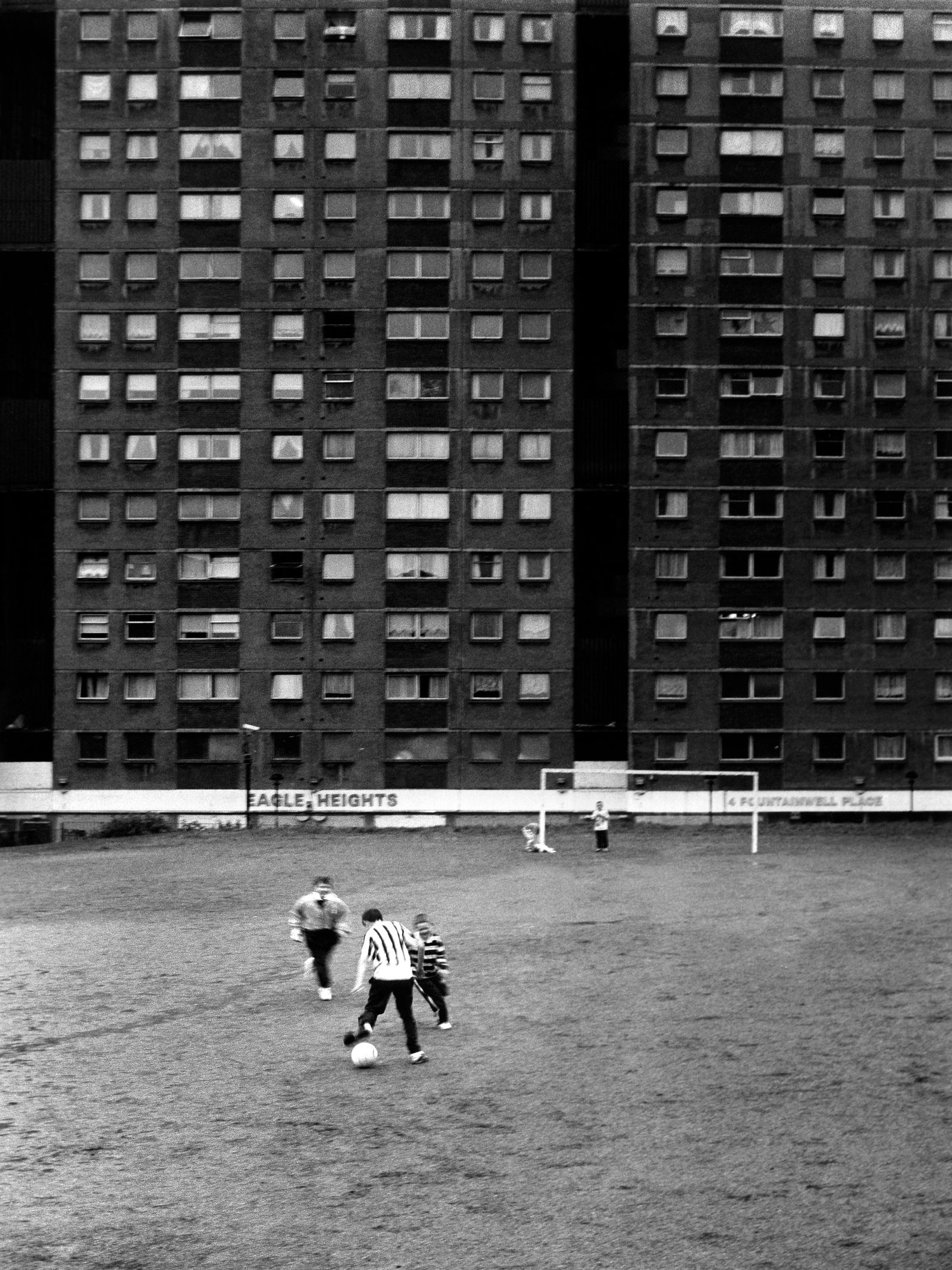 © Toby Binder - Image from the Youth of the UK photography project