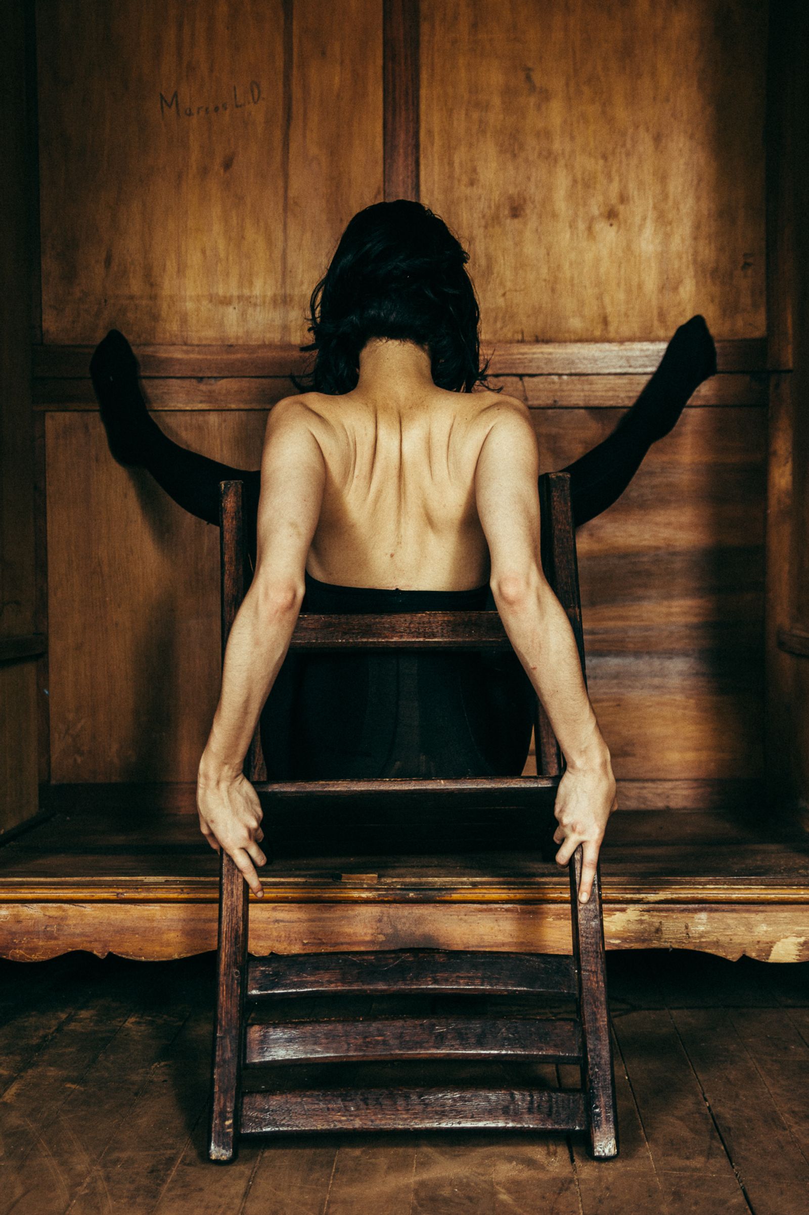 © Ariel Gricio - Image from the Cabinet photography project
