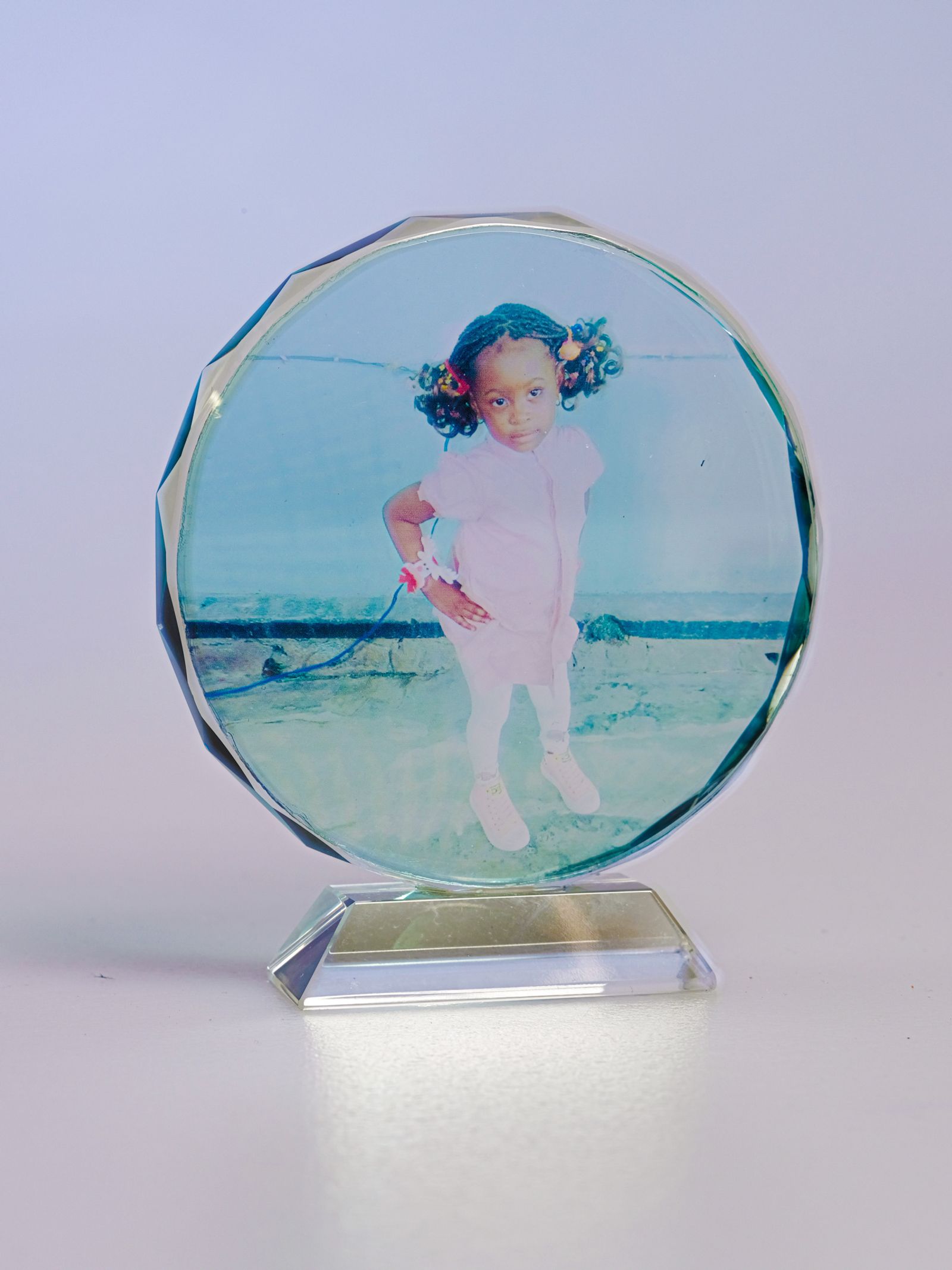 © Xue Wang - Image from the Xiaobei Passport photography project