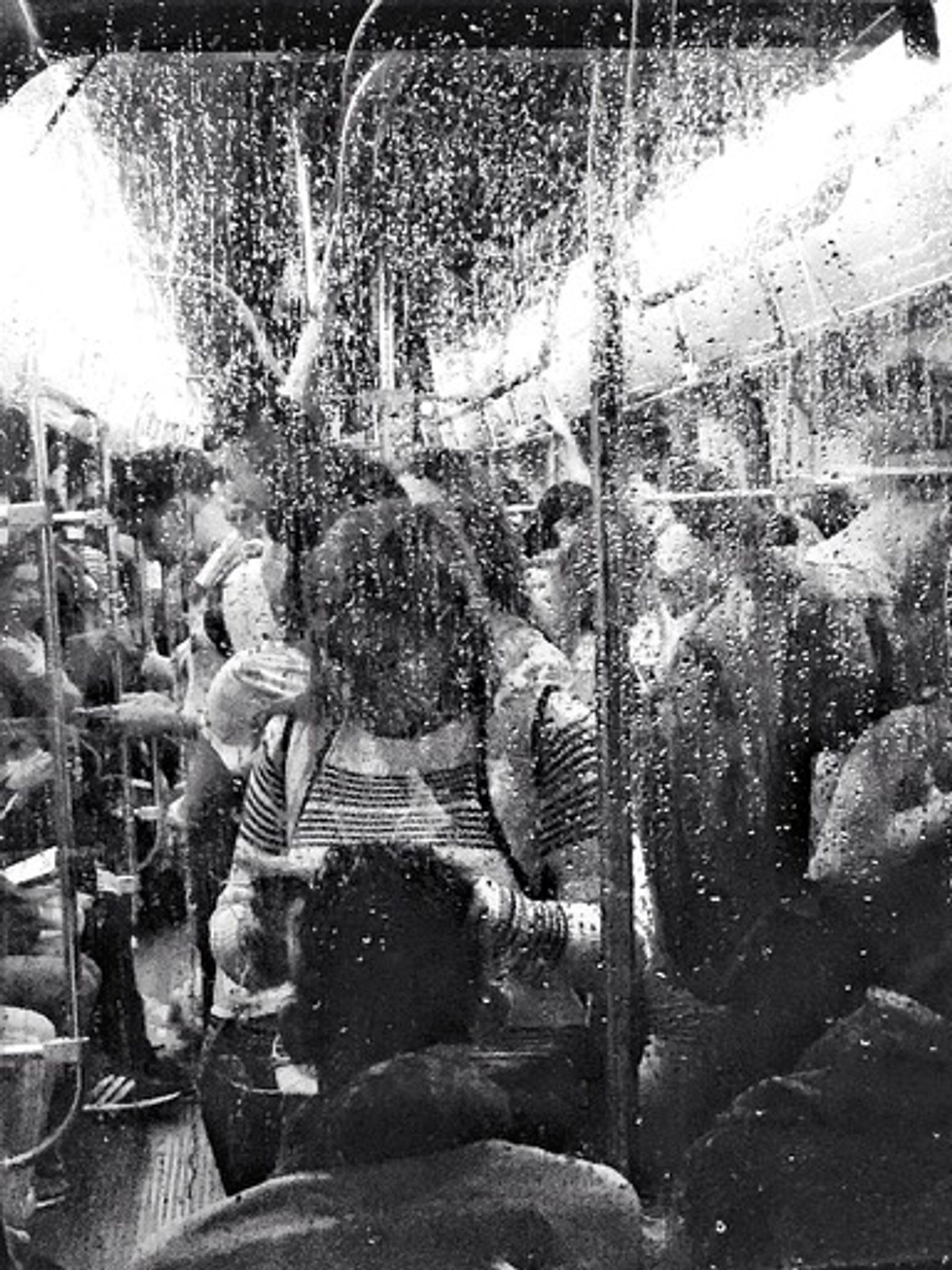 © Camila Giraldo - Image from the Metro stories photography project