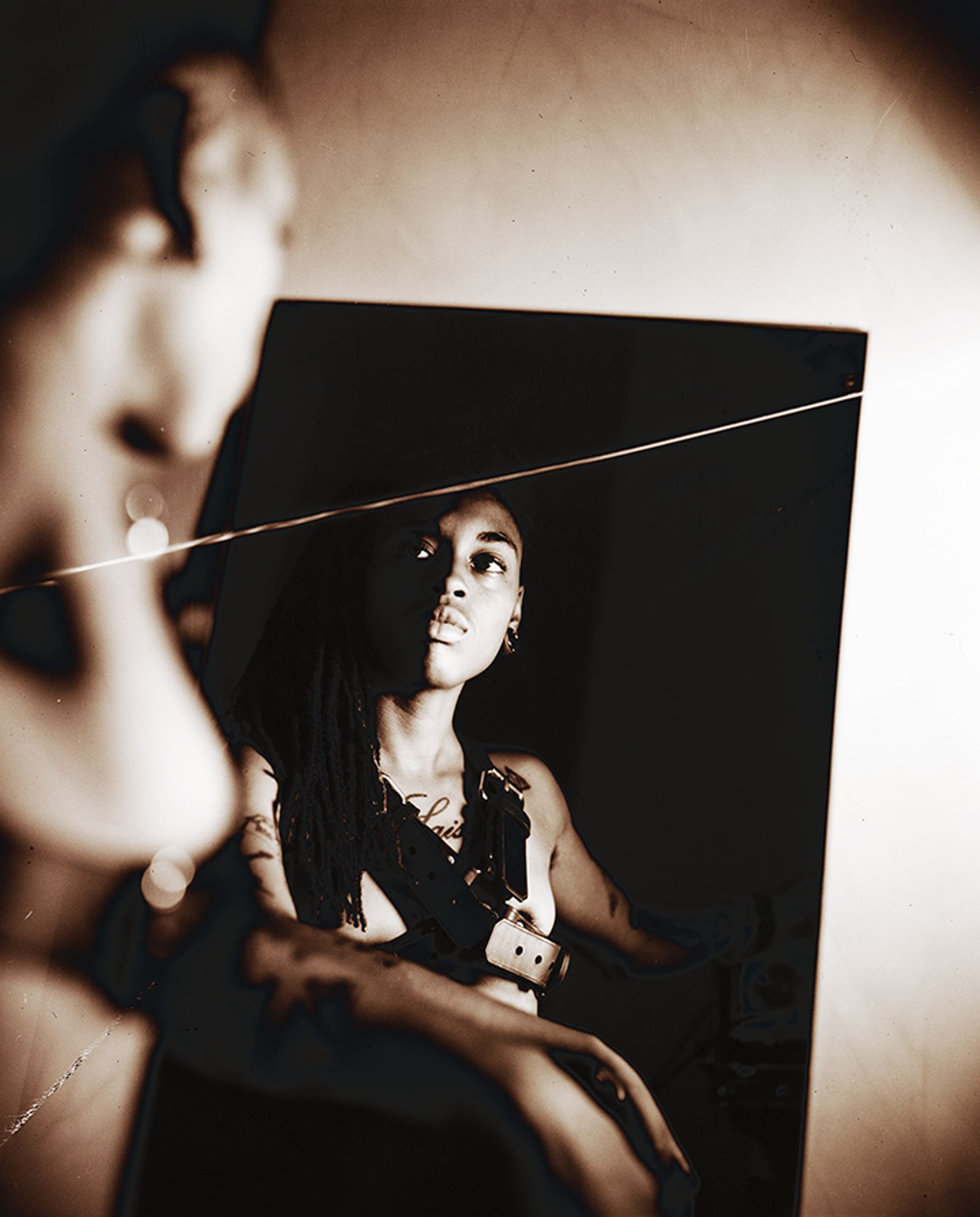 © Felicita Maynard - Untitled (Mirror), 2018, Silver Gelatin Print