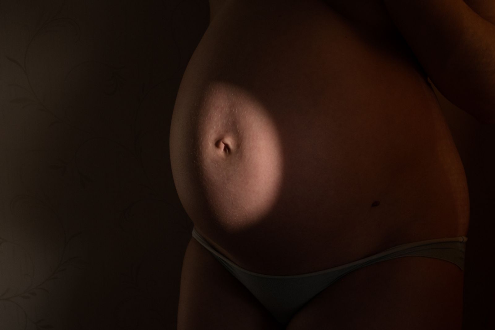 © Alyona Kochetkova - Image from the Right to give birth photography project
