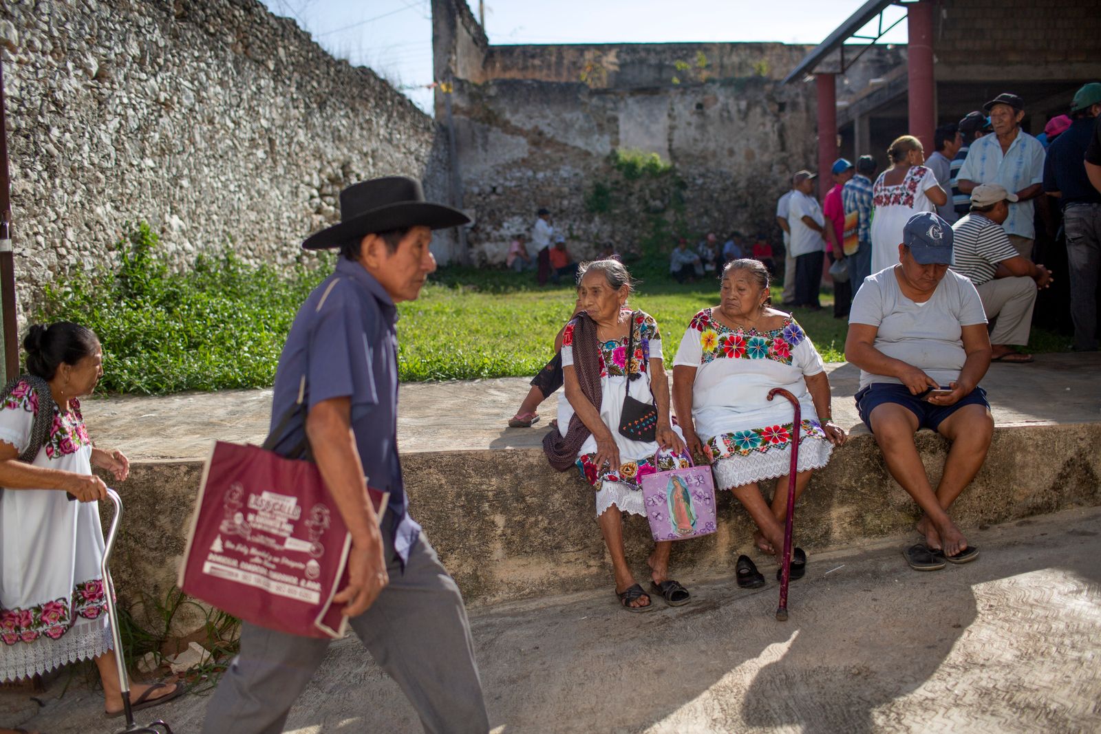 © Danny Alveal Aravena - Image from the Tihosuco photography project