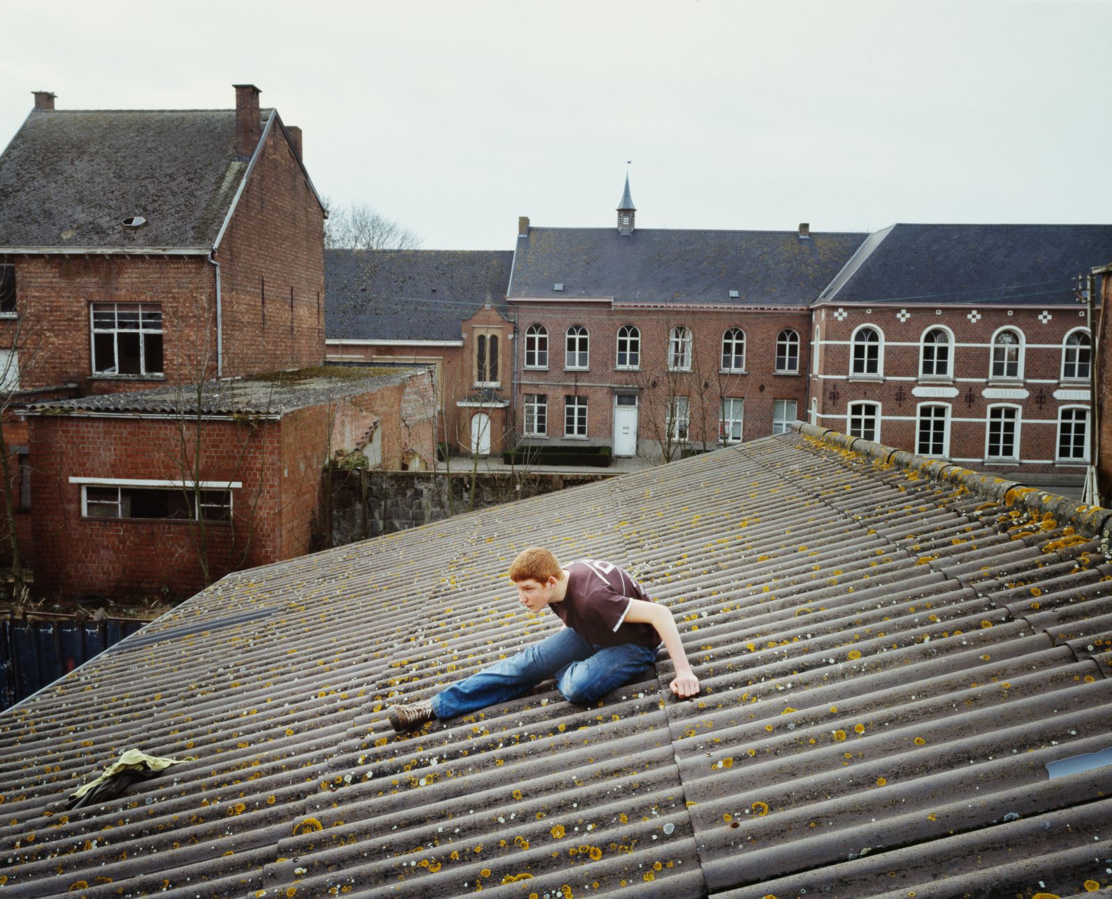 © Isabelle Pateer - Yannick, rooftop view in the center of the endangered village of Doel