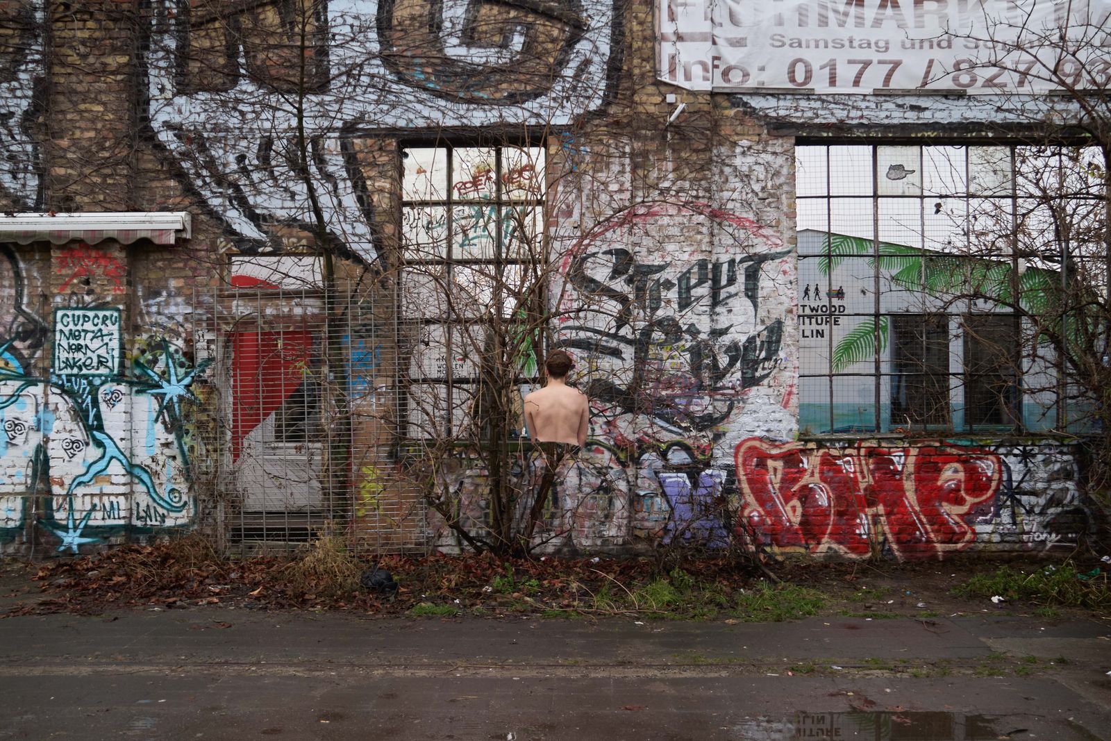 © Farzin Foroutan - Image from the Interspatial Camouflage photography project