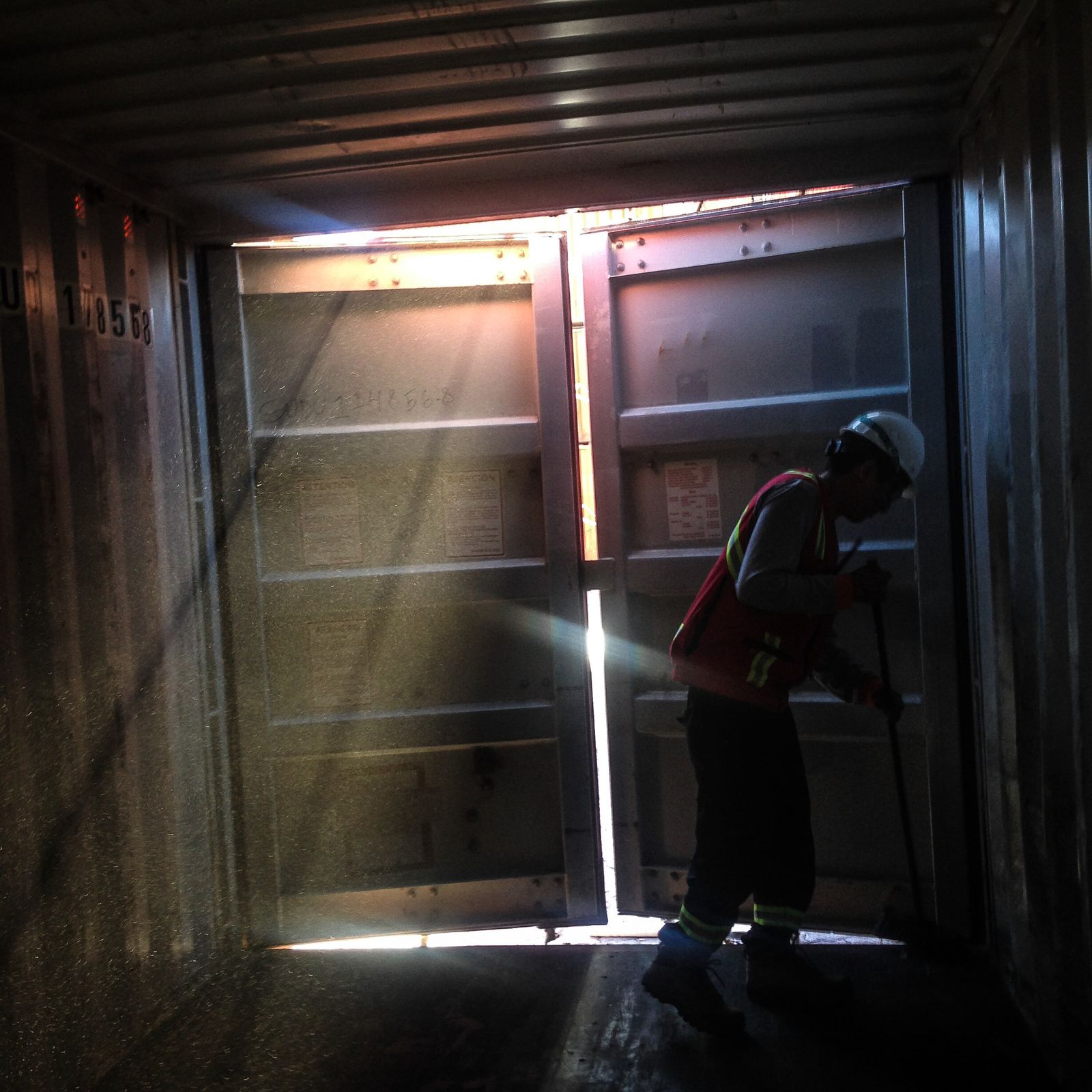© Felipe Malhue - Image from the El depósito photography project