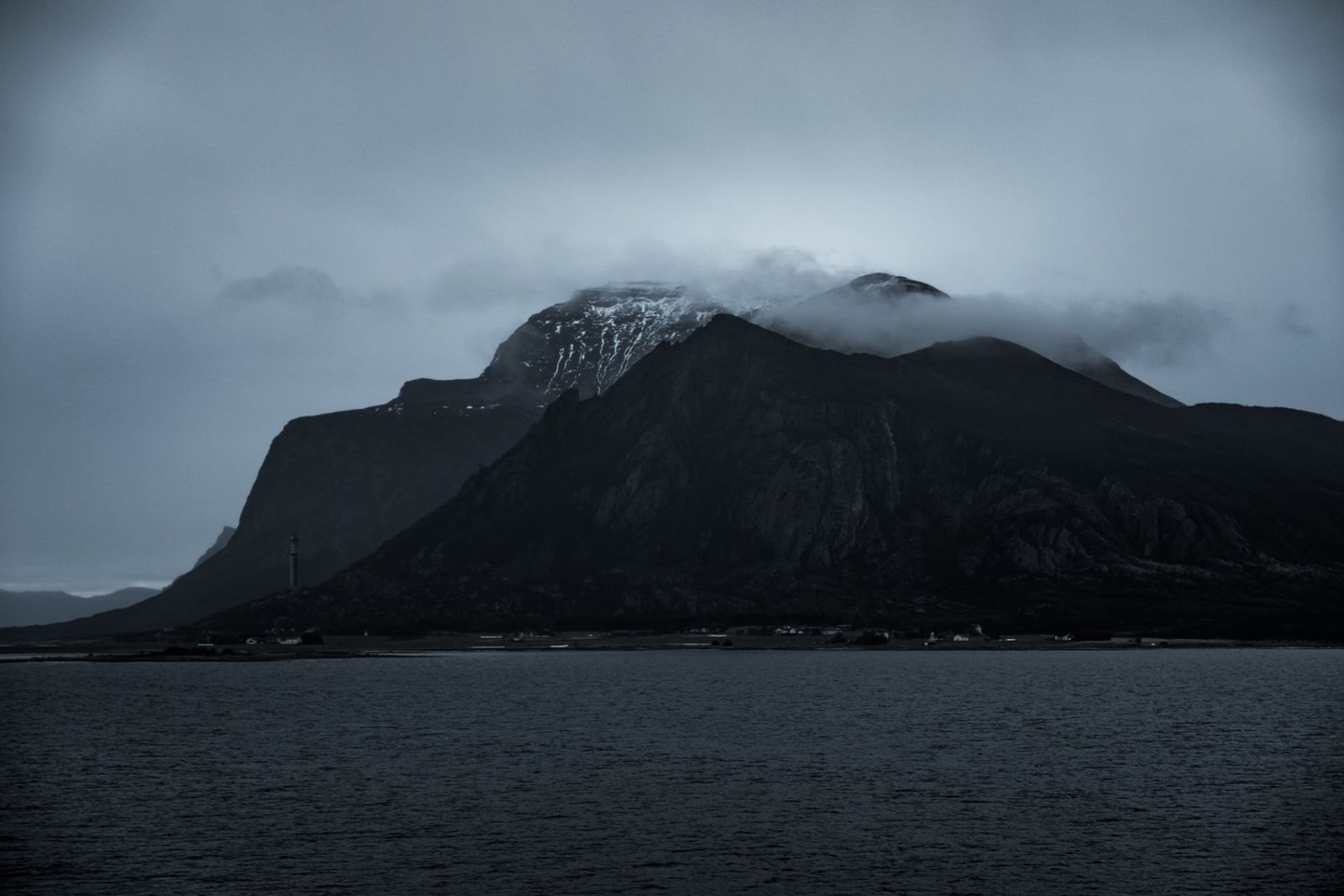 © Michele Palazzo - Image from the dark norway photography project