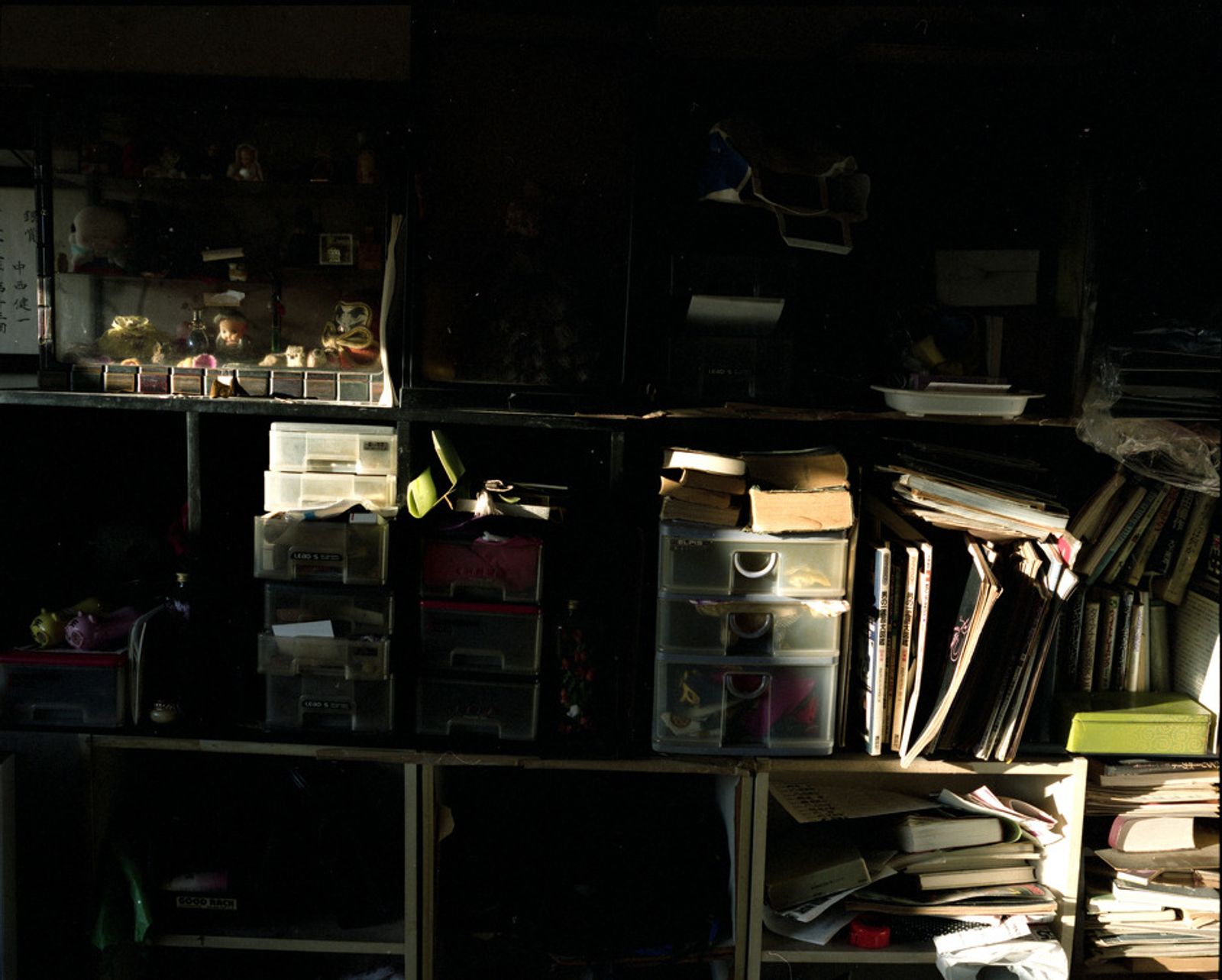 © Soichiro Koriyama - Image from the Apartments in Tokyo  photography project