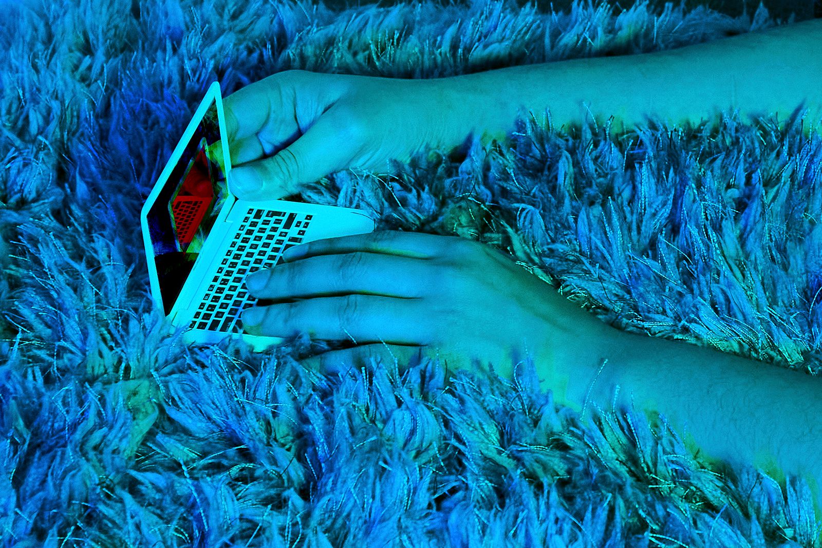 © Nasrah Omar - Image from the Proteus Effect photography project
